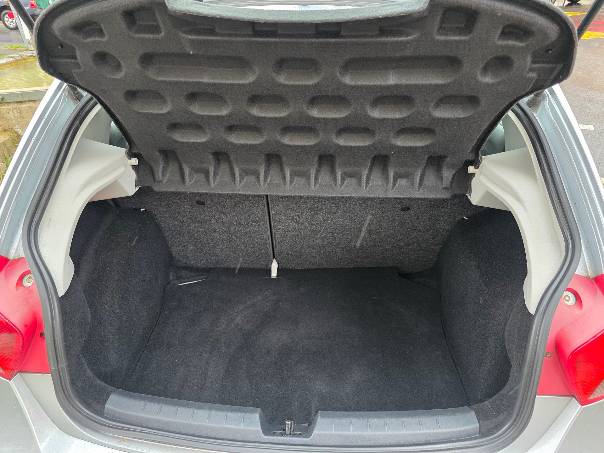 SEAT Ibiza 1.6 Style-image-11
