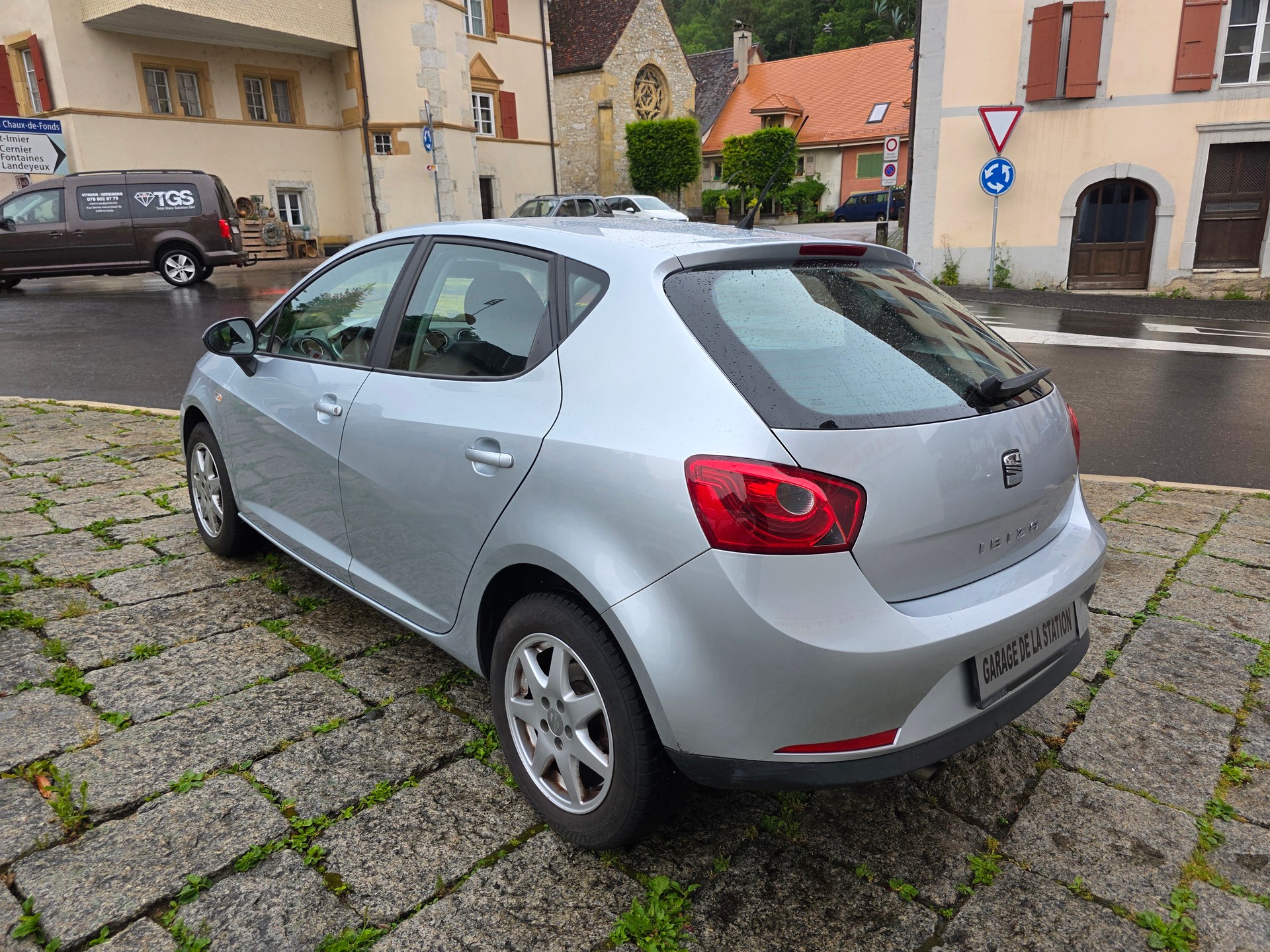 SEAT Ibiza 1.6 Style-image-6