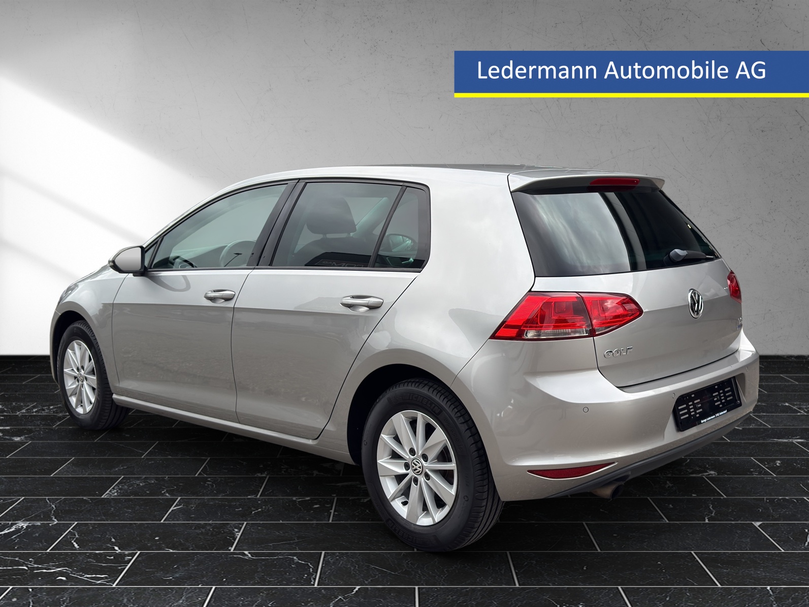 VW Golf 1.2 TSI Comfortline-showroom-element-2