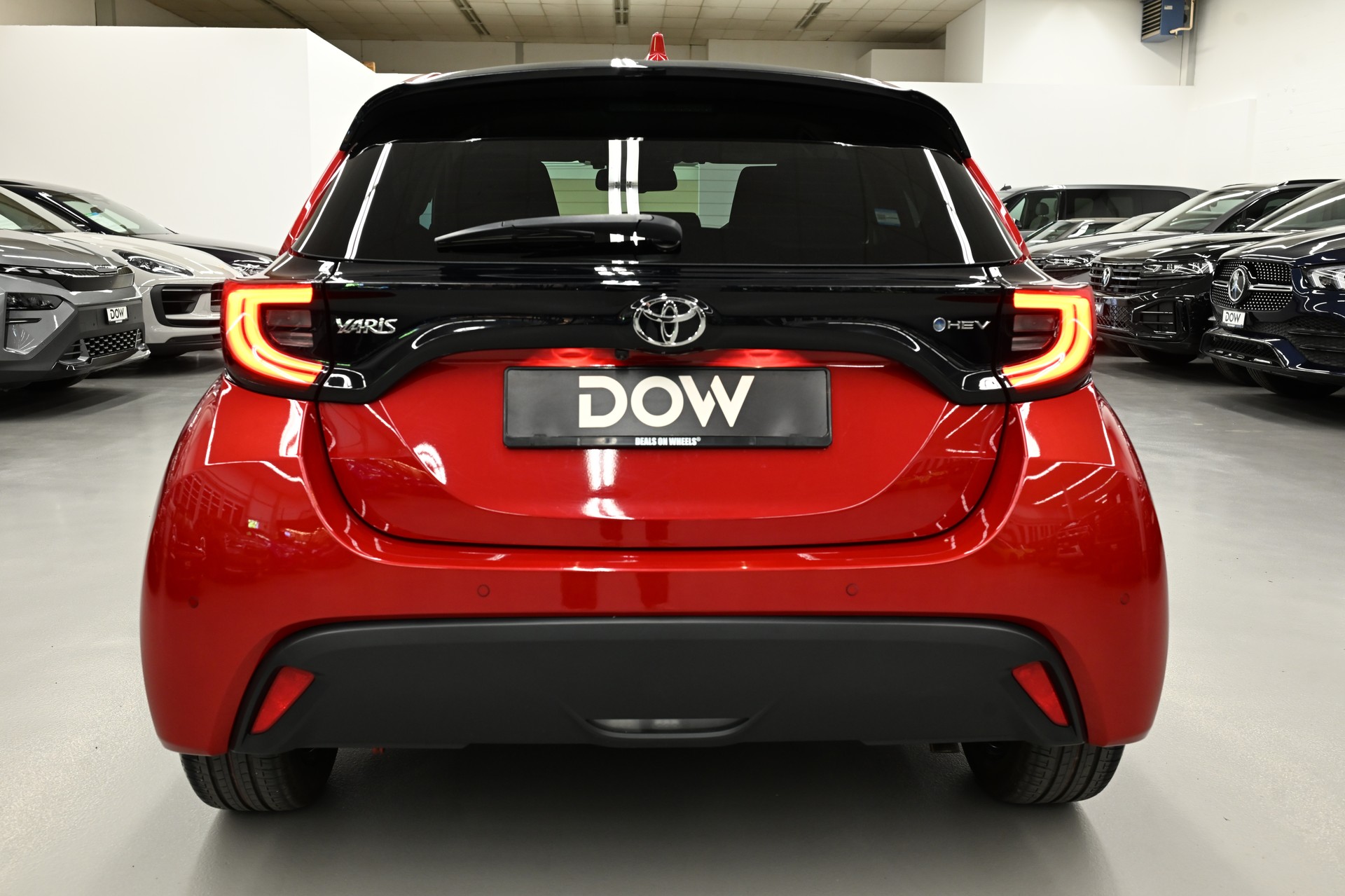 TOYOTA Yaris 1.5 VVT-i HSD Trend-image-6
