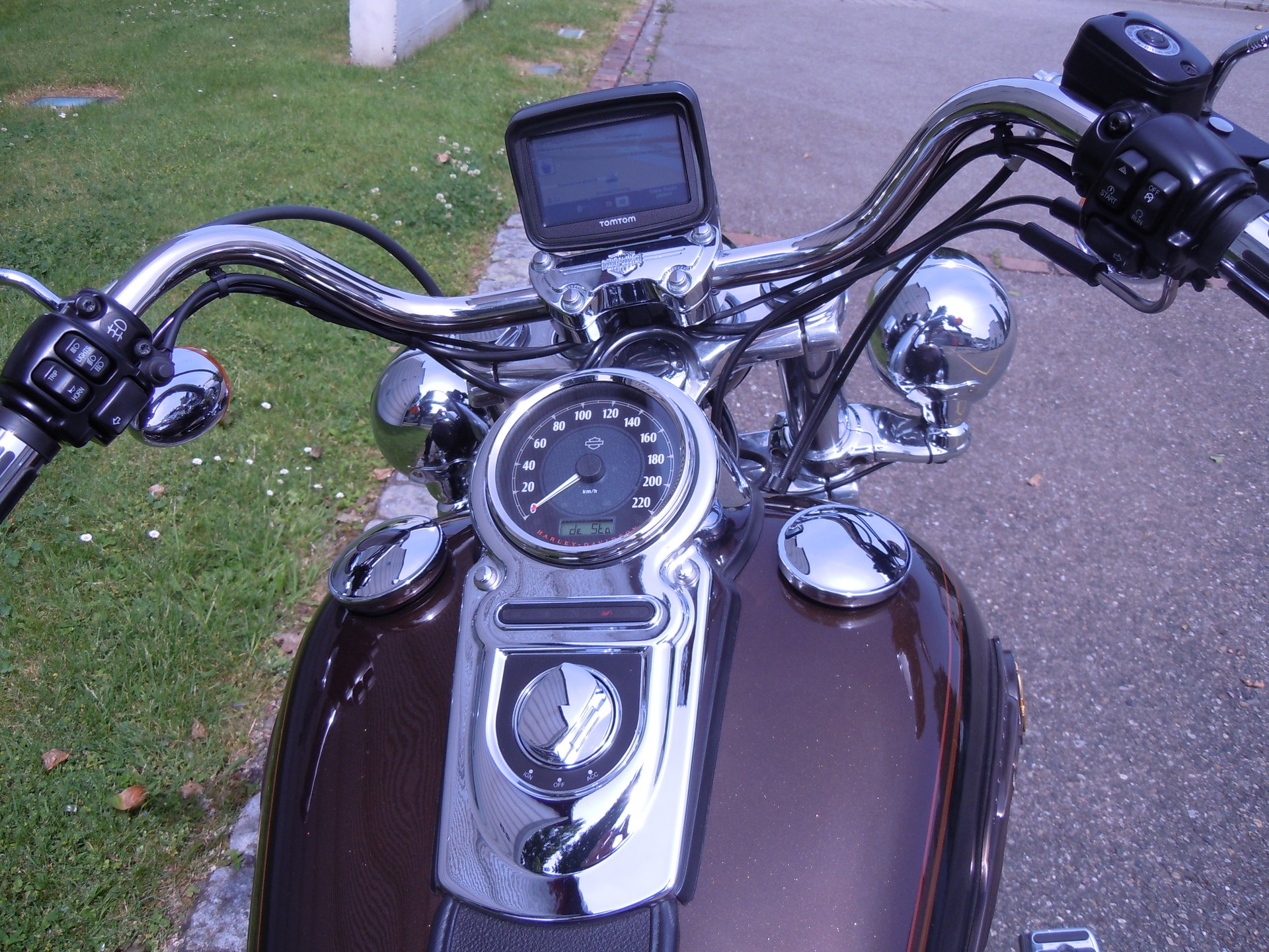 HARLEY-DAVIDSON FXDCI Dyna Super Glide Custom ABS Anniversary-image-3