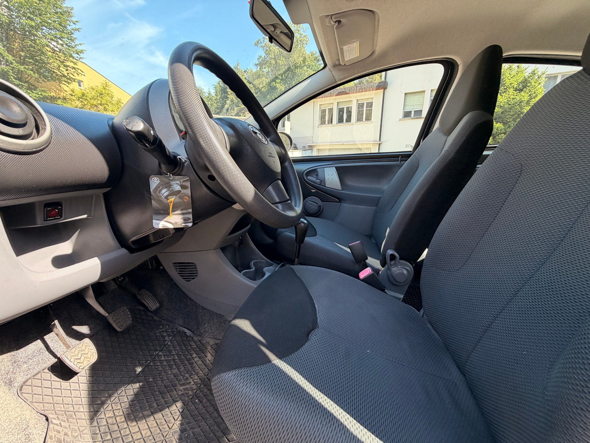 TOYOTA Aygo 1.0 Linea Luna Cool-image-8