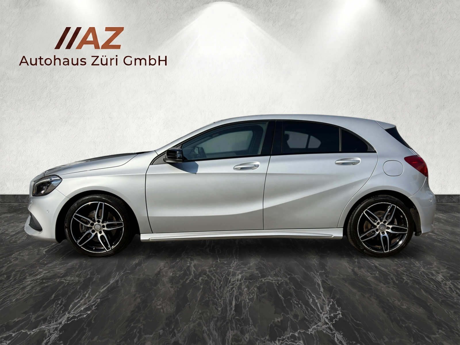 MERCEDES-BENZ A 250 AMG Line 4Matic 7G-DCT-showroom-element-1