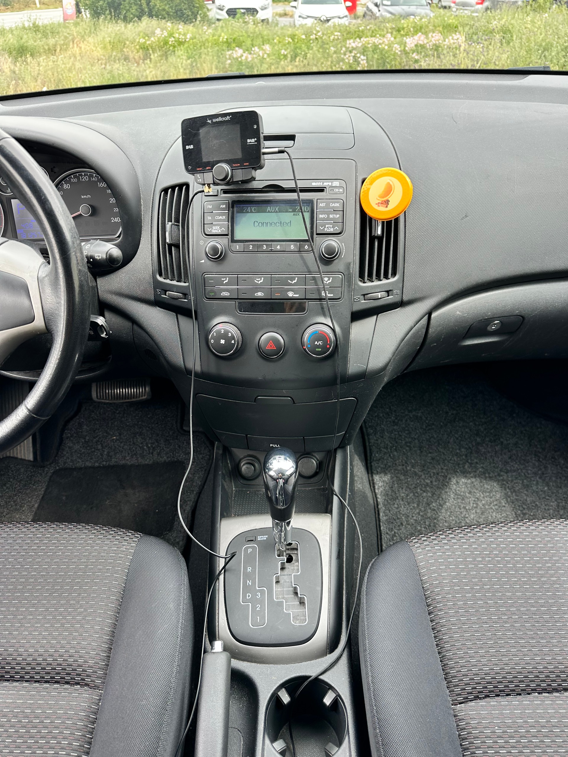HYUNDAI i30 1.6 CRDi Style-image-12