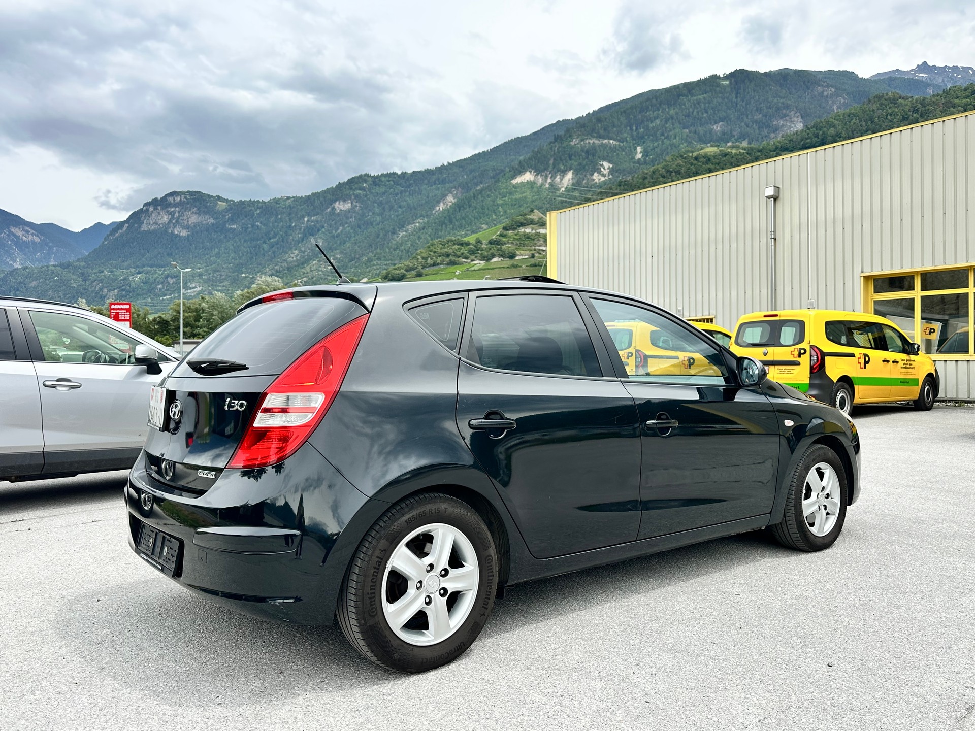 HYUNDAI i30 1.6 CRDi Style-image-3