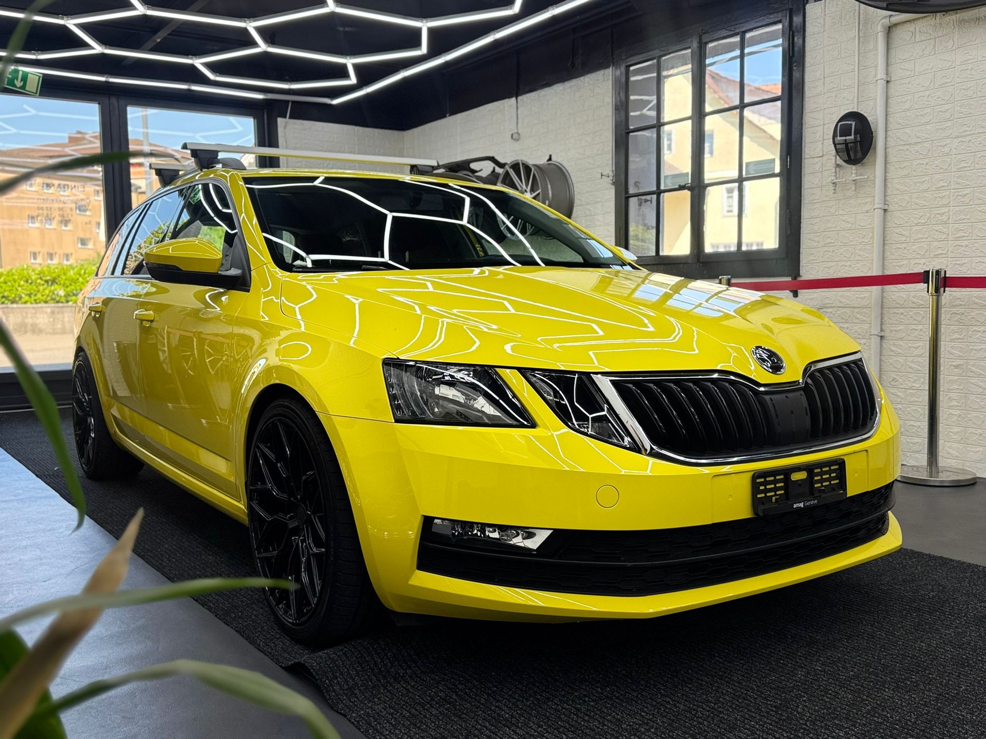 SKODA Octavia Combi 1.6 TDI Ambition