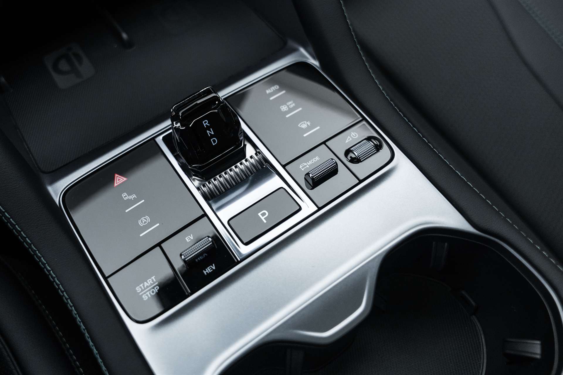 BYD Seal U DM-i PHEV Design AWD 324PS Automat-image-27