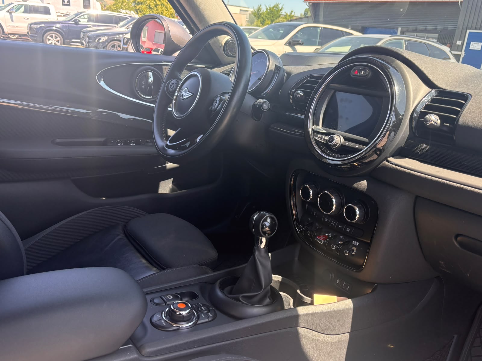 MINI Clubman Cooper S-image-14