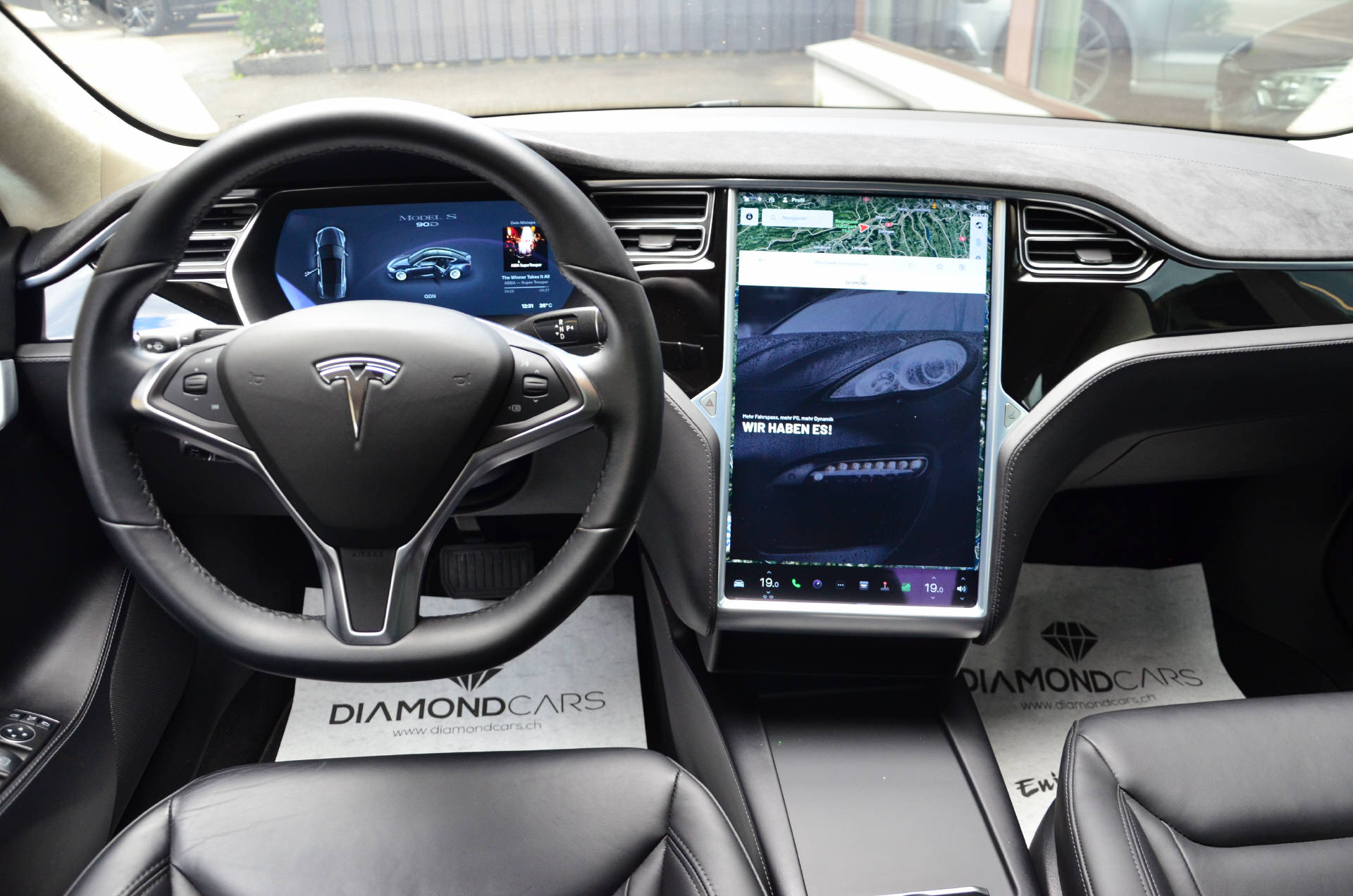 TESLA Model S 90 D Lifetime Free Supercharger-image-9