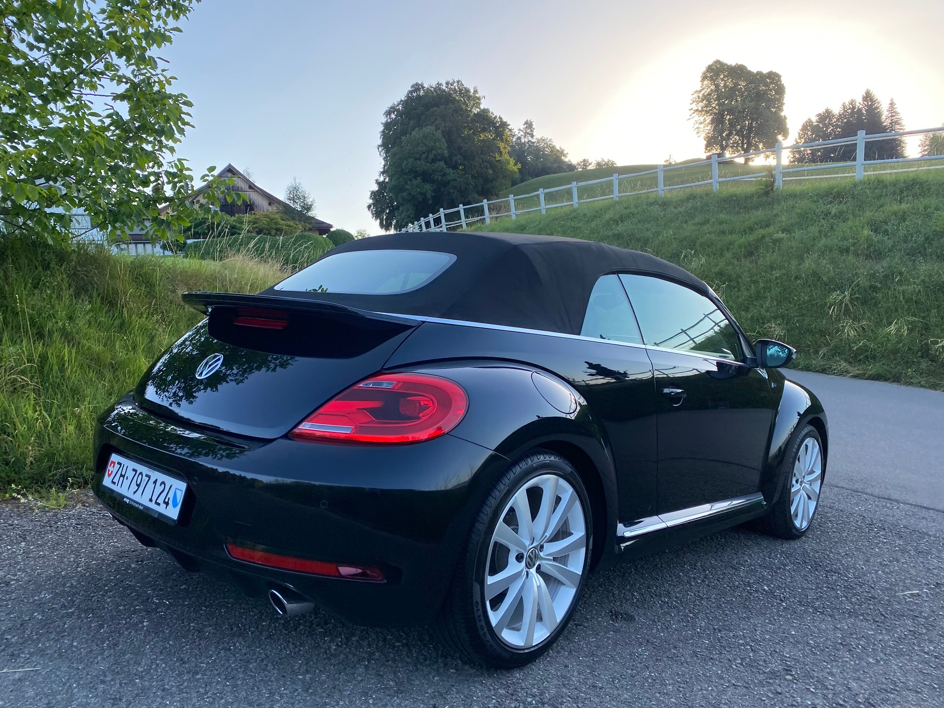 VW 2.0 TSI BlueMT Sport DSG - R-Line-image-10