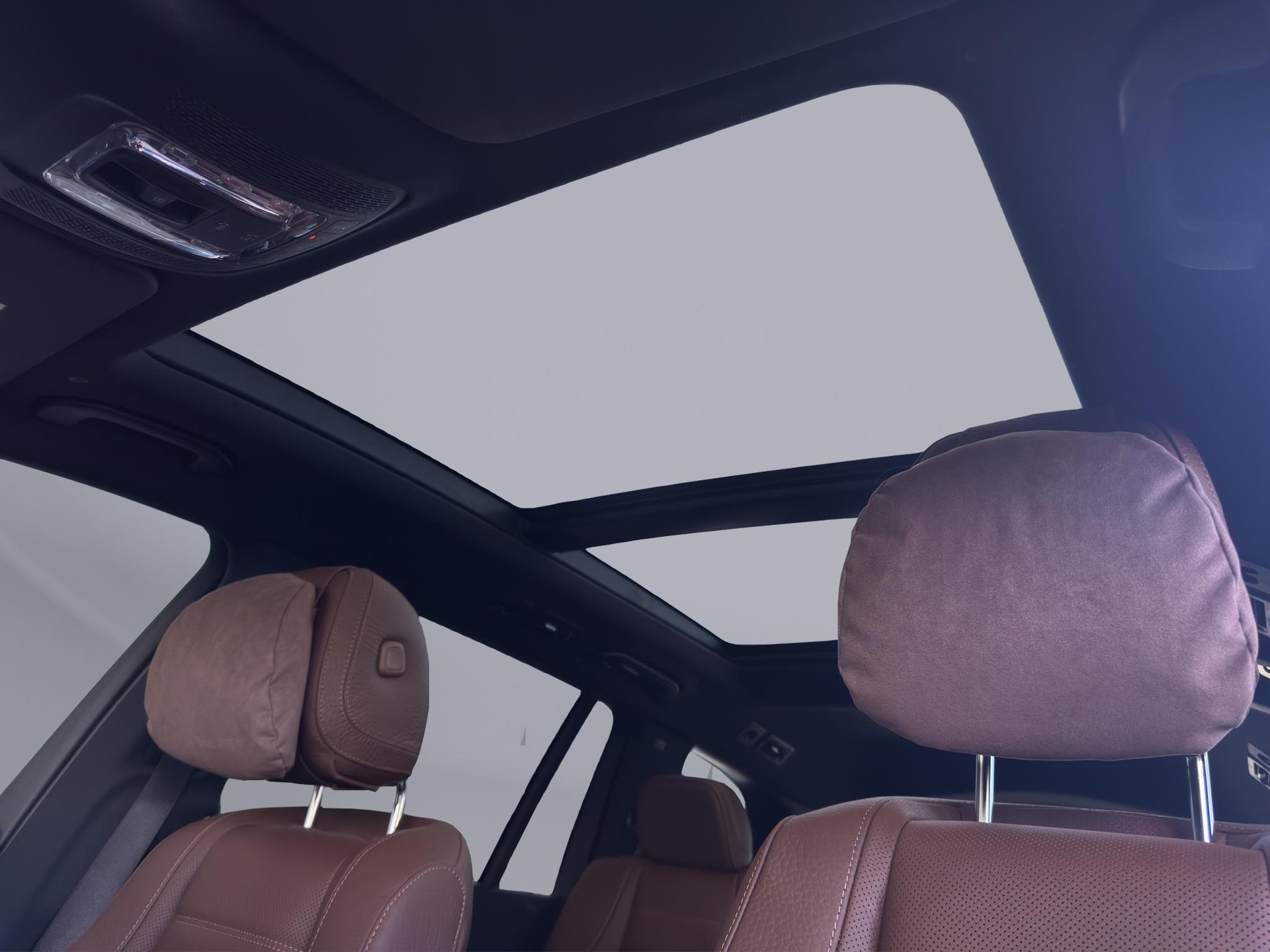 MERCEDES-BENZ GLS 450 d AMG Line 4matic-image-19