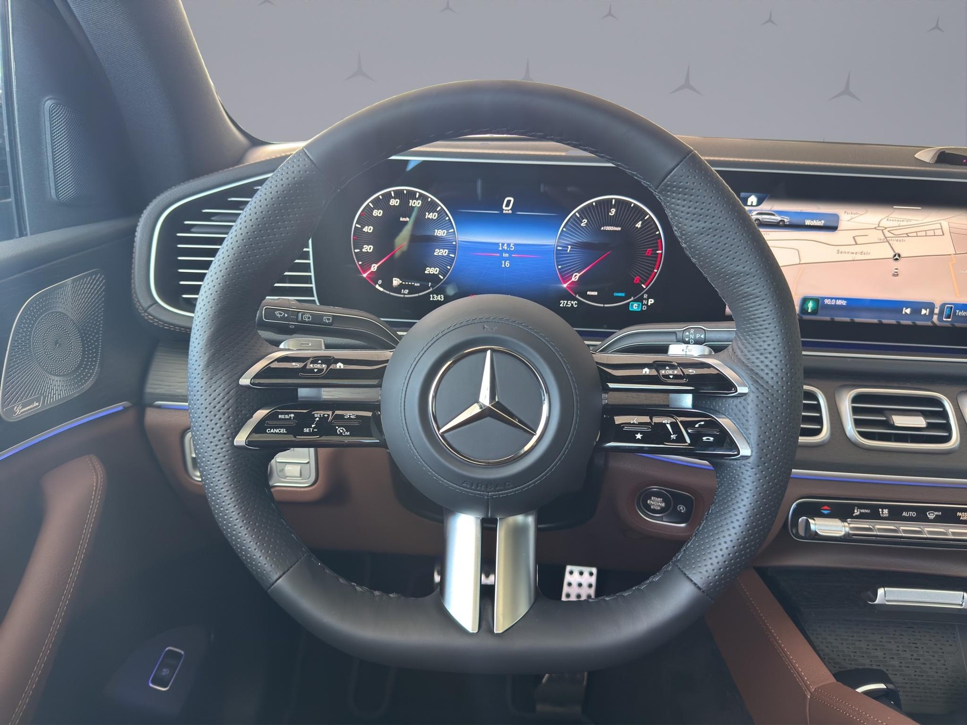 MERCEDES-BENZ GLS 450 d AMG Line 4matic-image-11