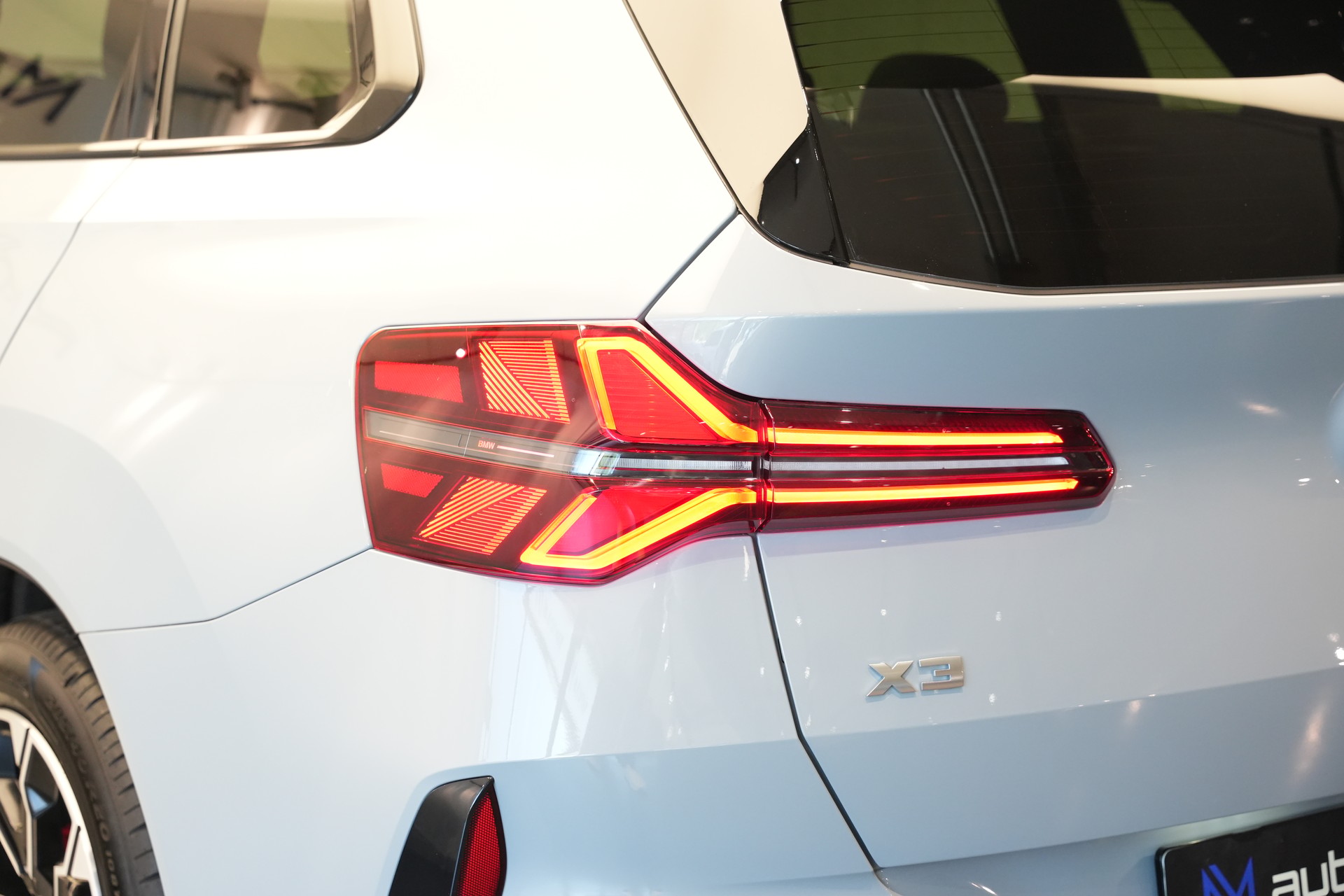 BMW X3 xDrive M50 48V M Sport Pro *AHK* *Panorama* *Iconic Glow*-image-39