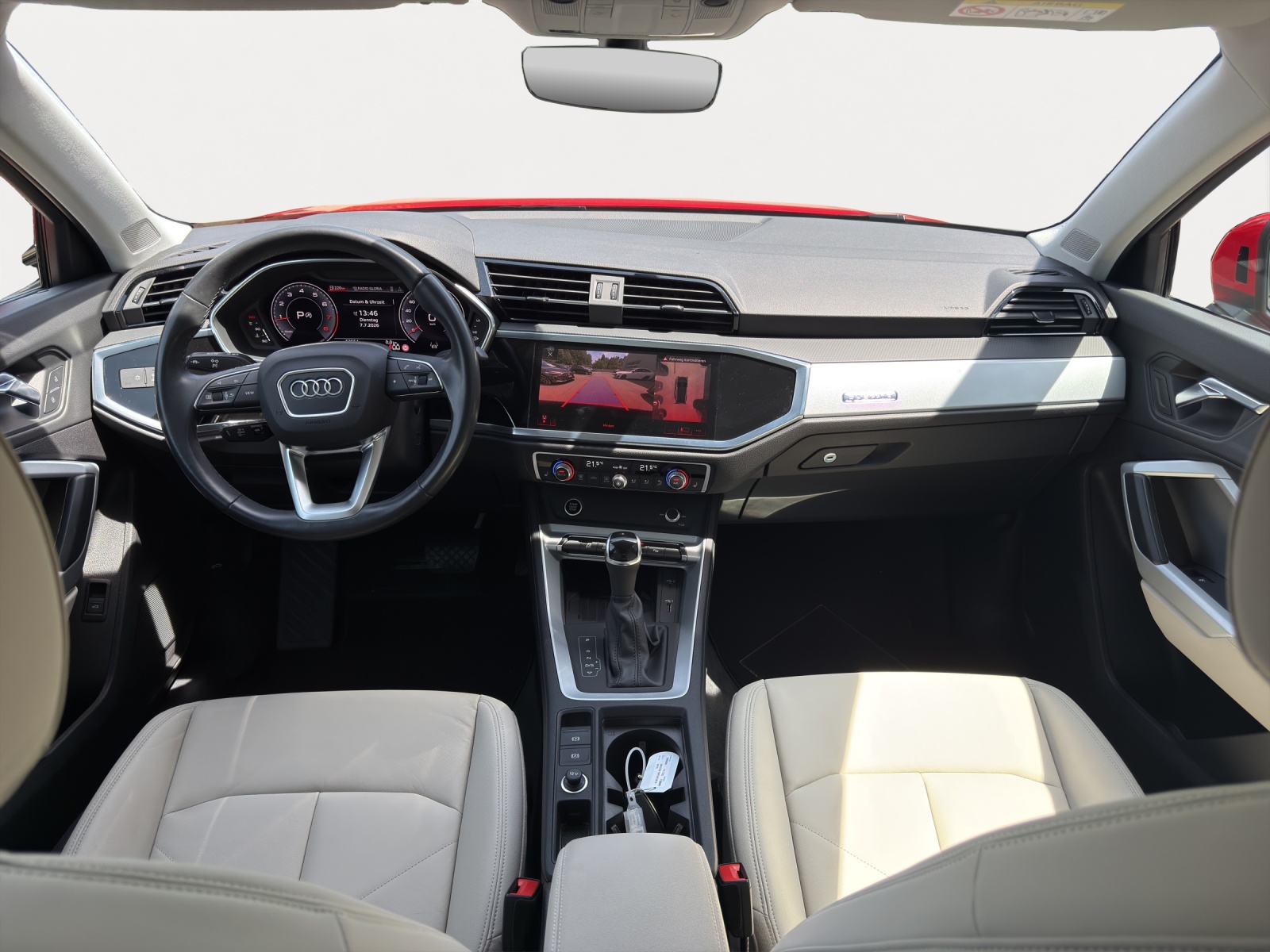 AUDI Q3 45 TFSI advanced quattro S-tronic-image-5