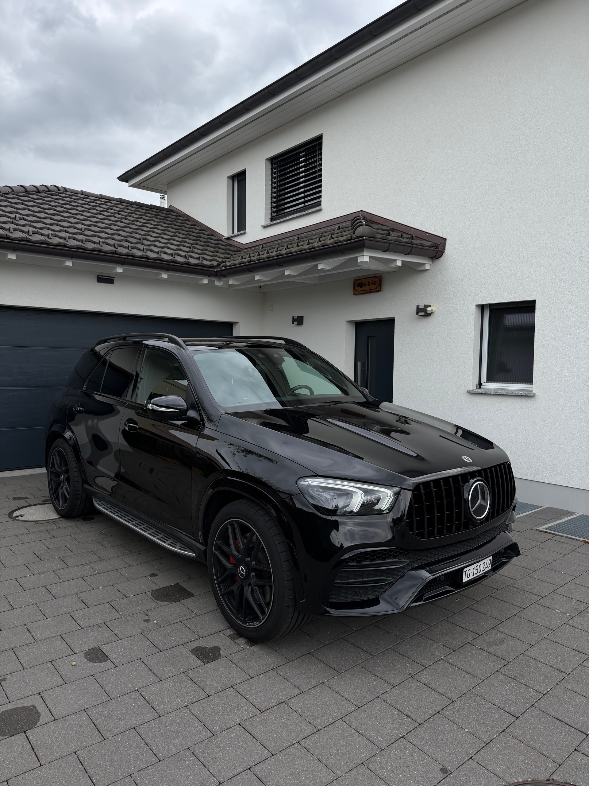 MERCEDES-BENZ GLE 53 AMG 4matic+