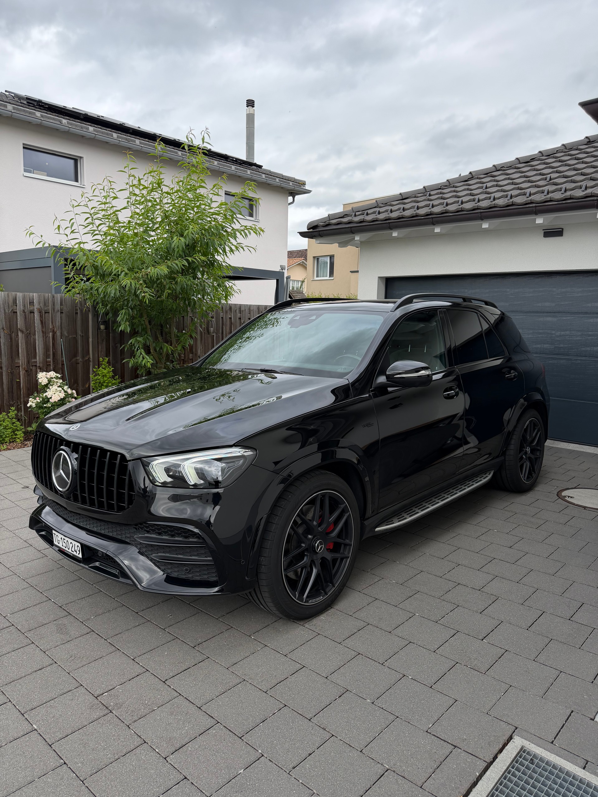 MERCEDES-BENZ GLE 53 AMG 4matic+-image-1