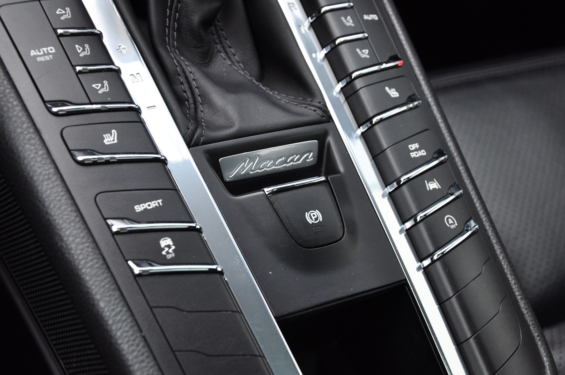 PORSCHE Macan PDK-image-21
