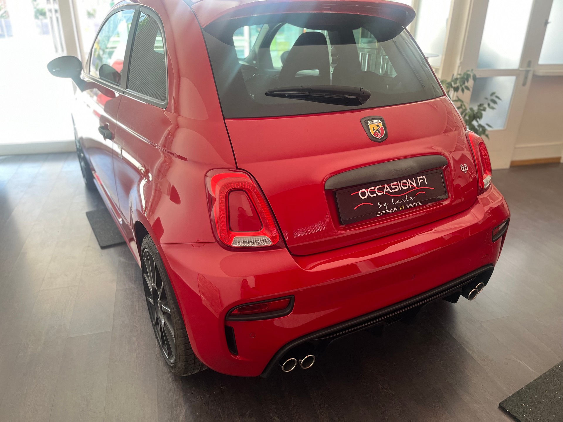 FIAT 695 1.4 16V Turbo Abarth Turismo-showroom-element-3