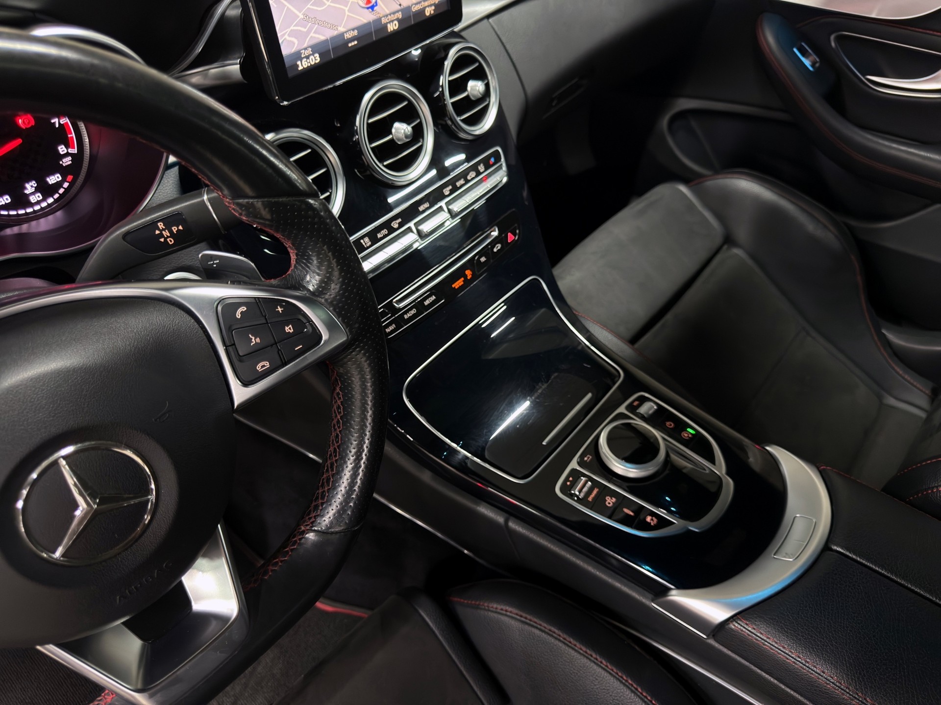 MERCEDES-BENZ C 43 AMG 4Matic 9G-tronic-image-20