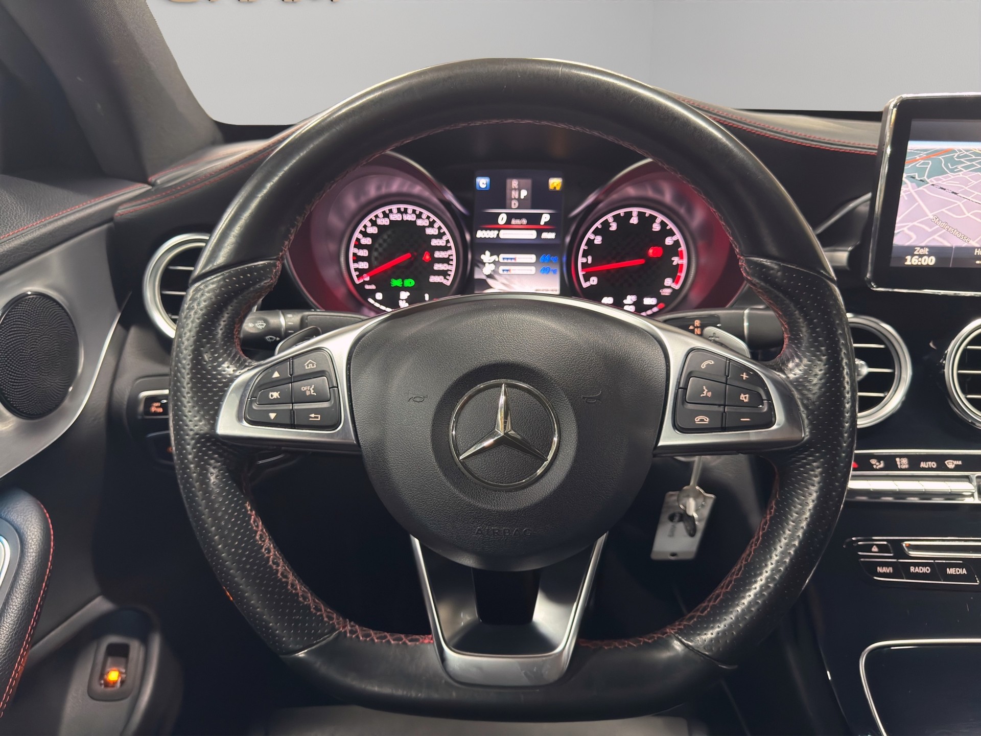 MERCEDES-BENZ C 43 AMG 4Matic 9G-tronic-image-15