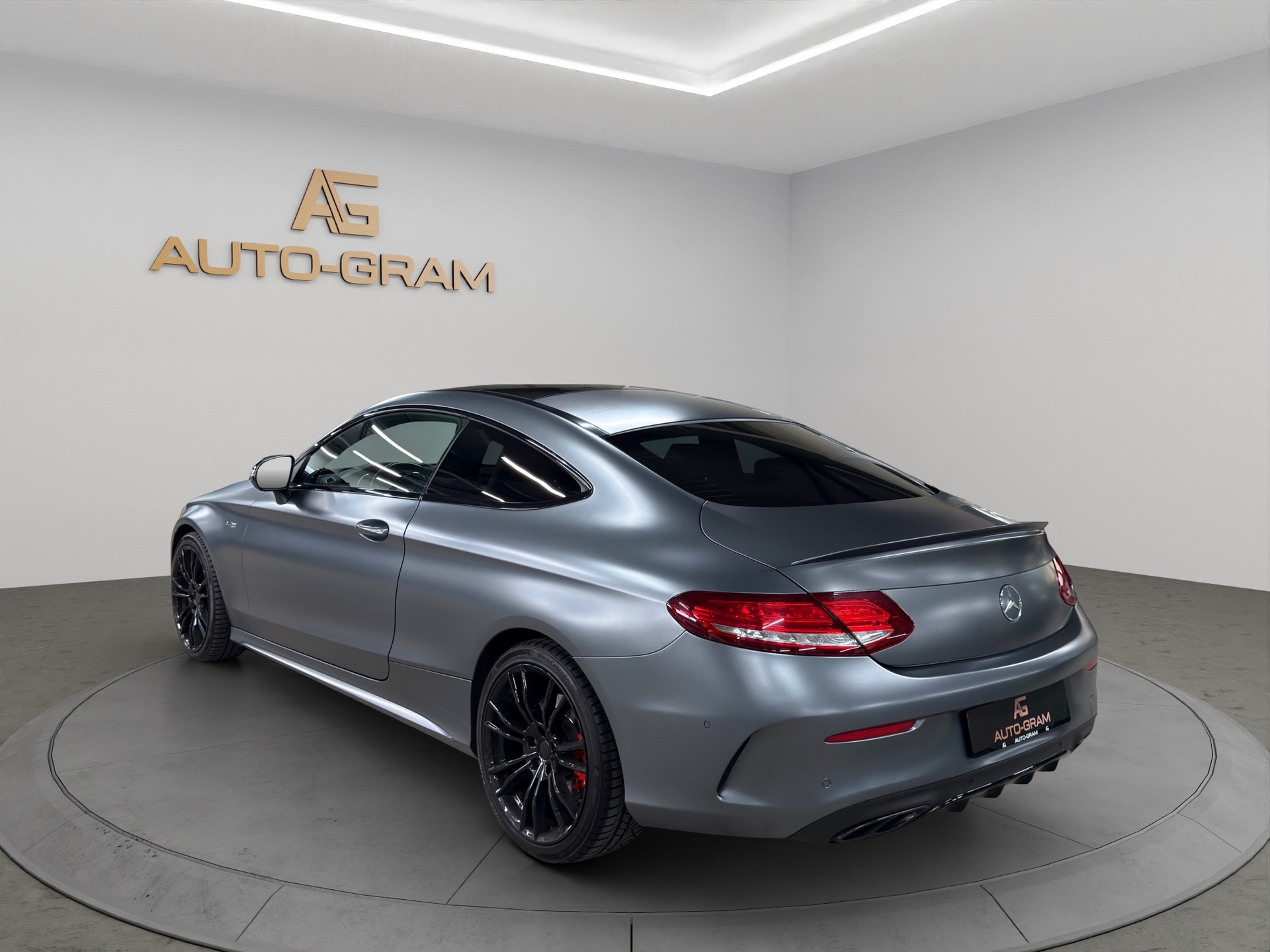 MERCEDES-BENZ C 43 AMG 4Matic 9G-tronic-showroom-element-2