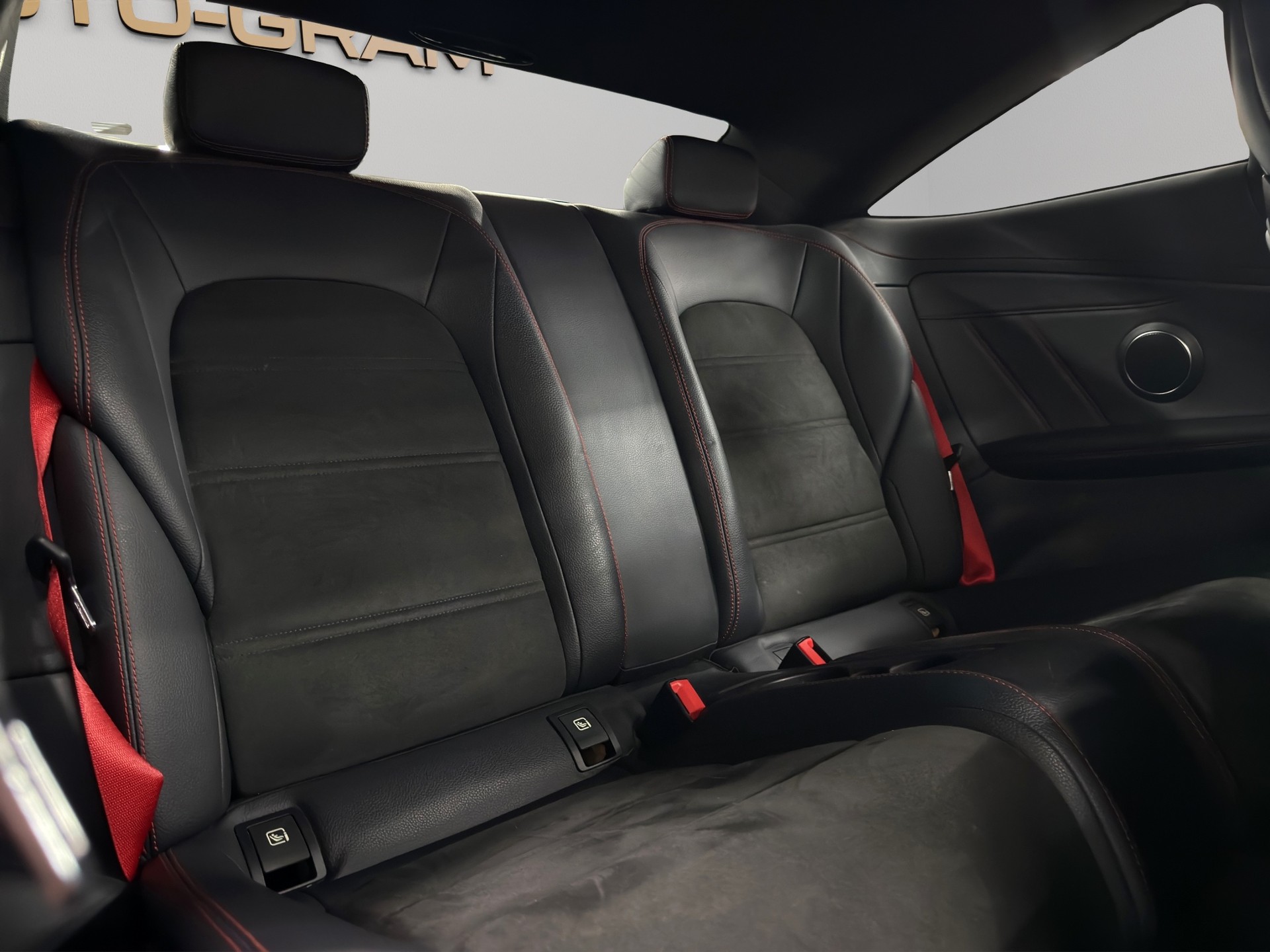 MERCEDES-BENZ C 43 AMG 4Matic 9G-tronic-image-27