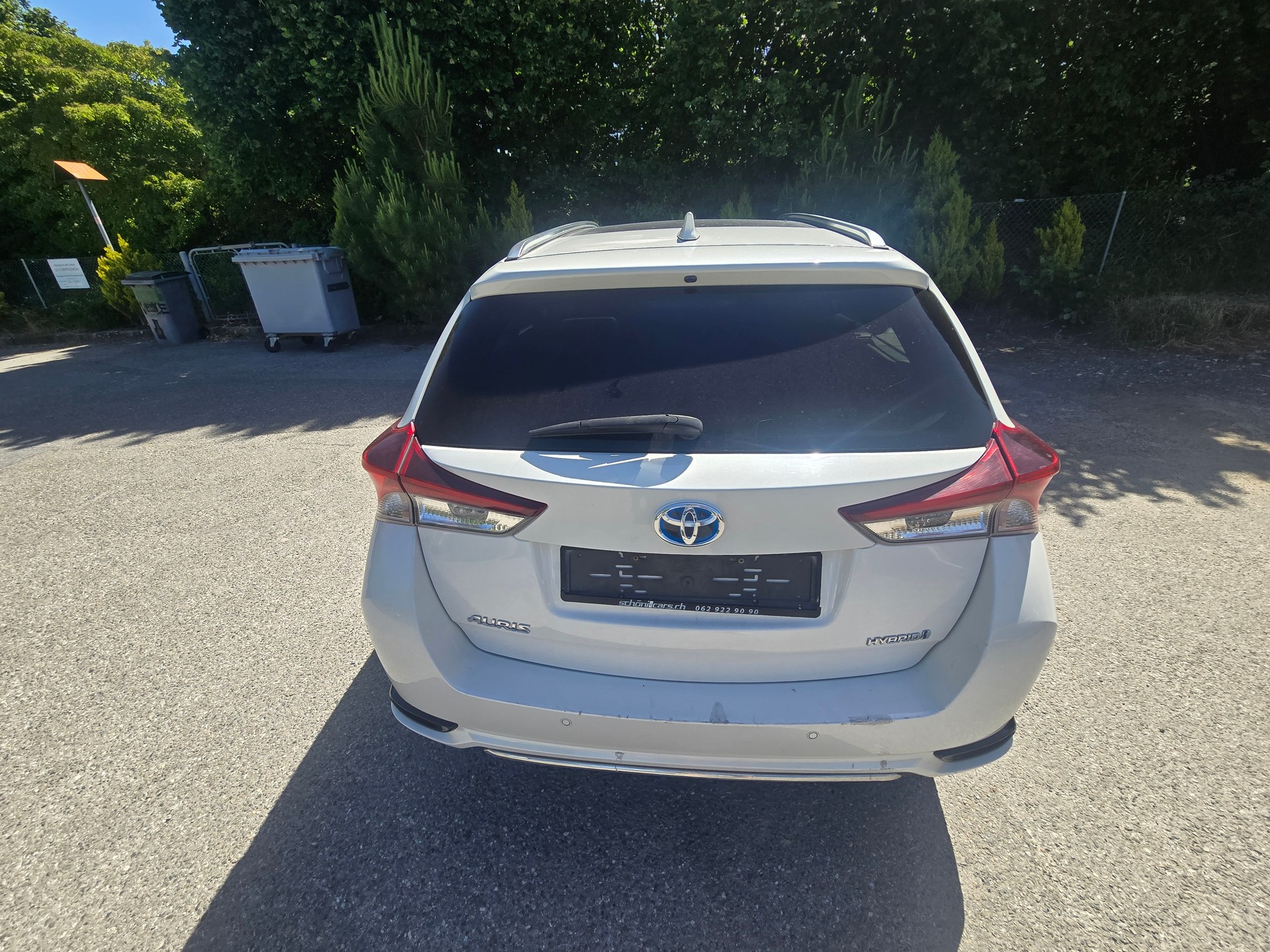 TOYOTA Auris Touring Sports 1.8 HSD Sol e-CVT-image-1