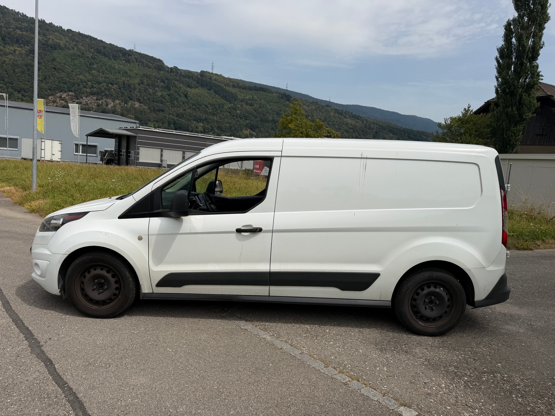 FORD TRANSIT C0NNECT VAN T210 1.0 ECOBOOST . LÄUFT GUT !! MIT KLIMA + NAVI +AHK...PREIS NETTO 3`900.--image-7