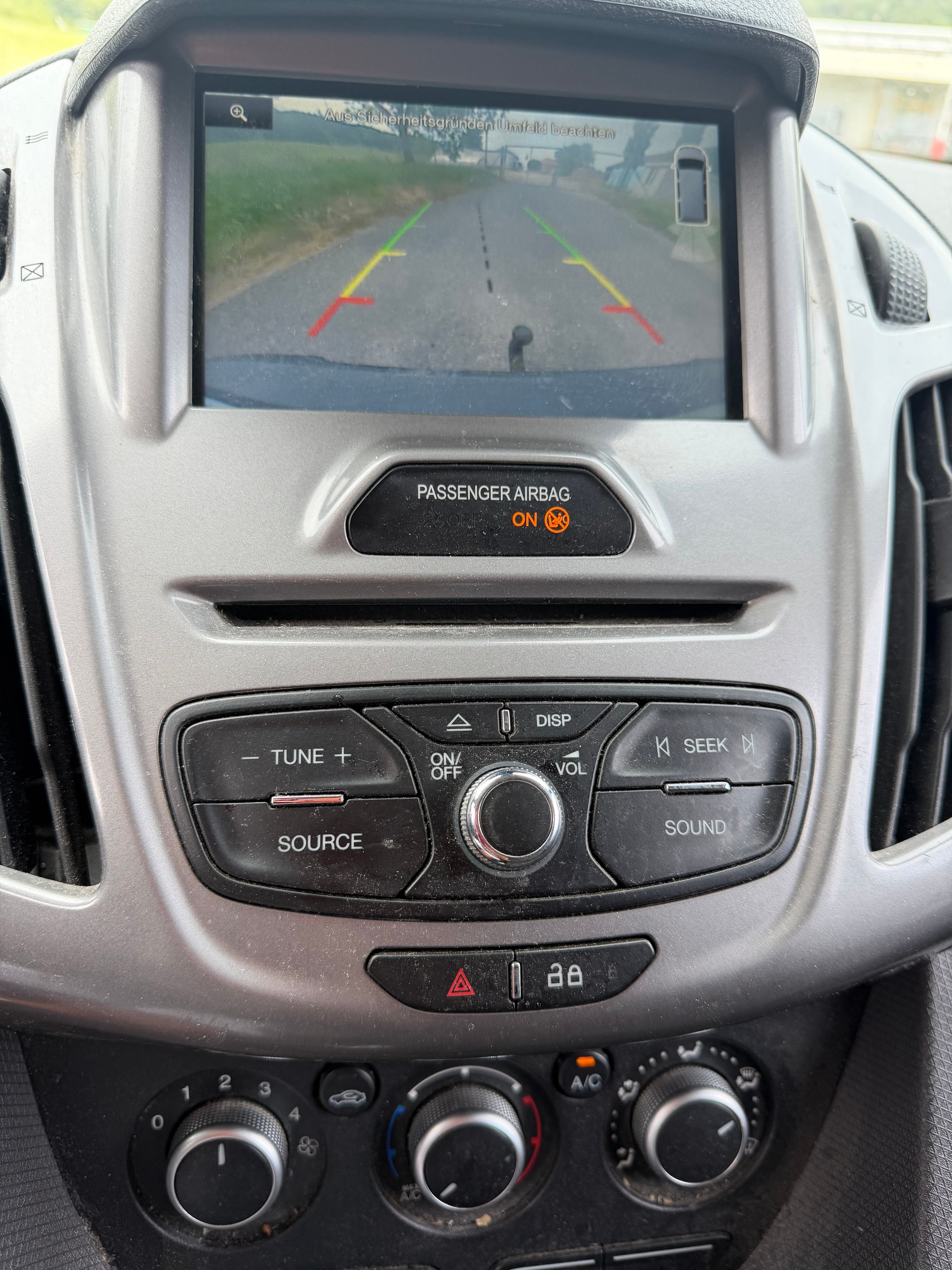 FORD TRANSIT C0NNECT VAN T210 1.0 ECOBOOST . LÄUFT GUT !! MIT KLIMA + NAVI +AHK...PREIS NETTO 3`900.--image-10