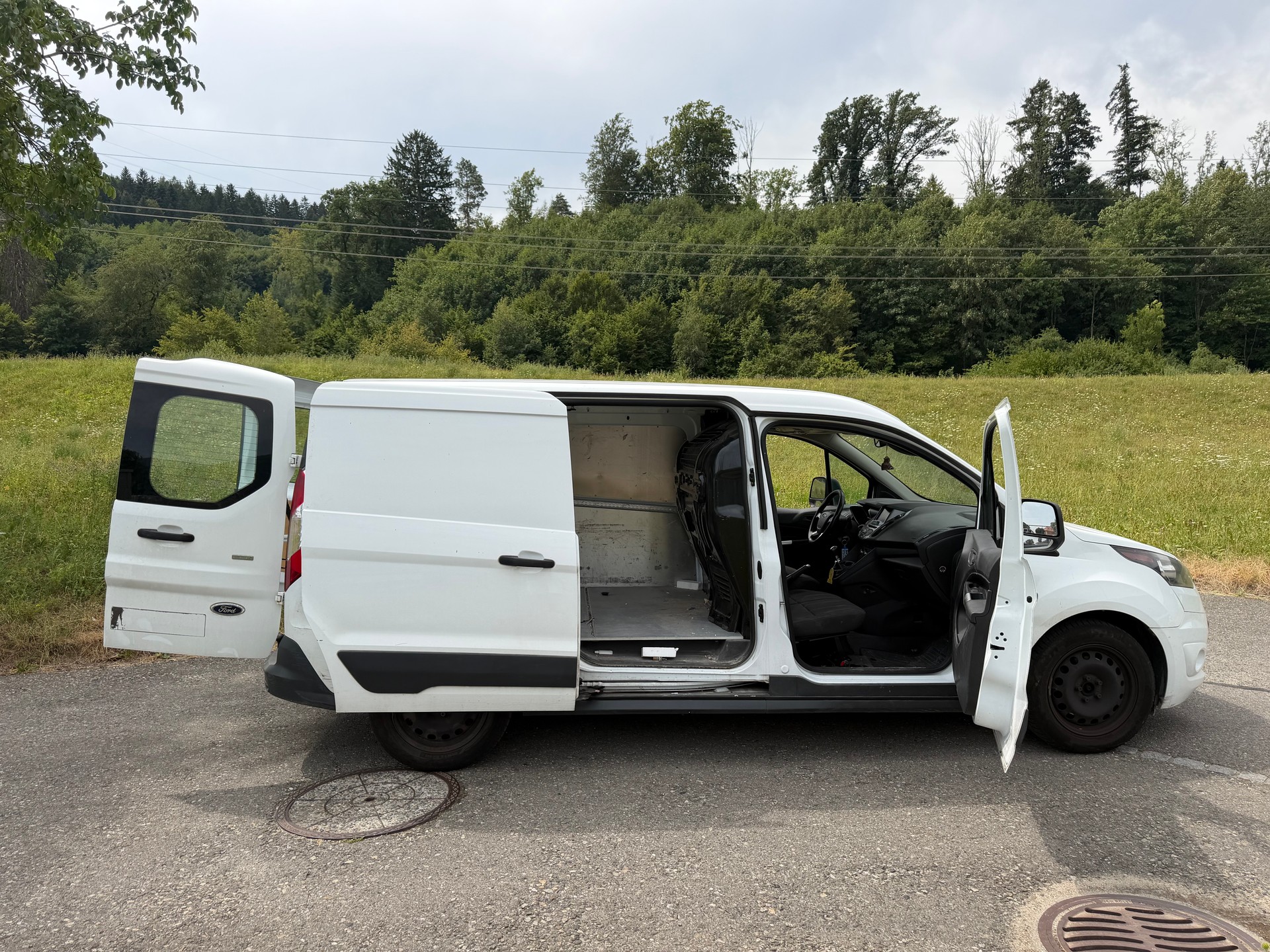 FORD TRANSIT C0NNECT VAN T210 1.0 ECOBOOST . LÄUFT GUT !! MIT KLIMA + NAVI +AHK...PREIS NETTO 3`900.--image-5