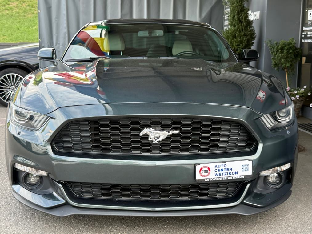 FORD Mustang Fastback 2.3 Automat