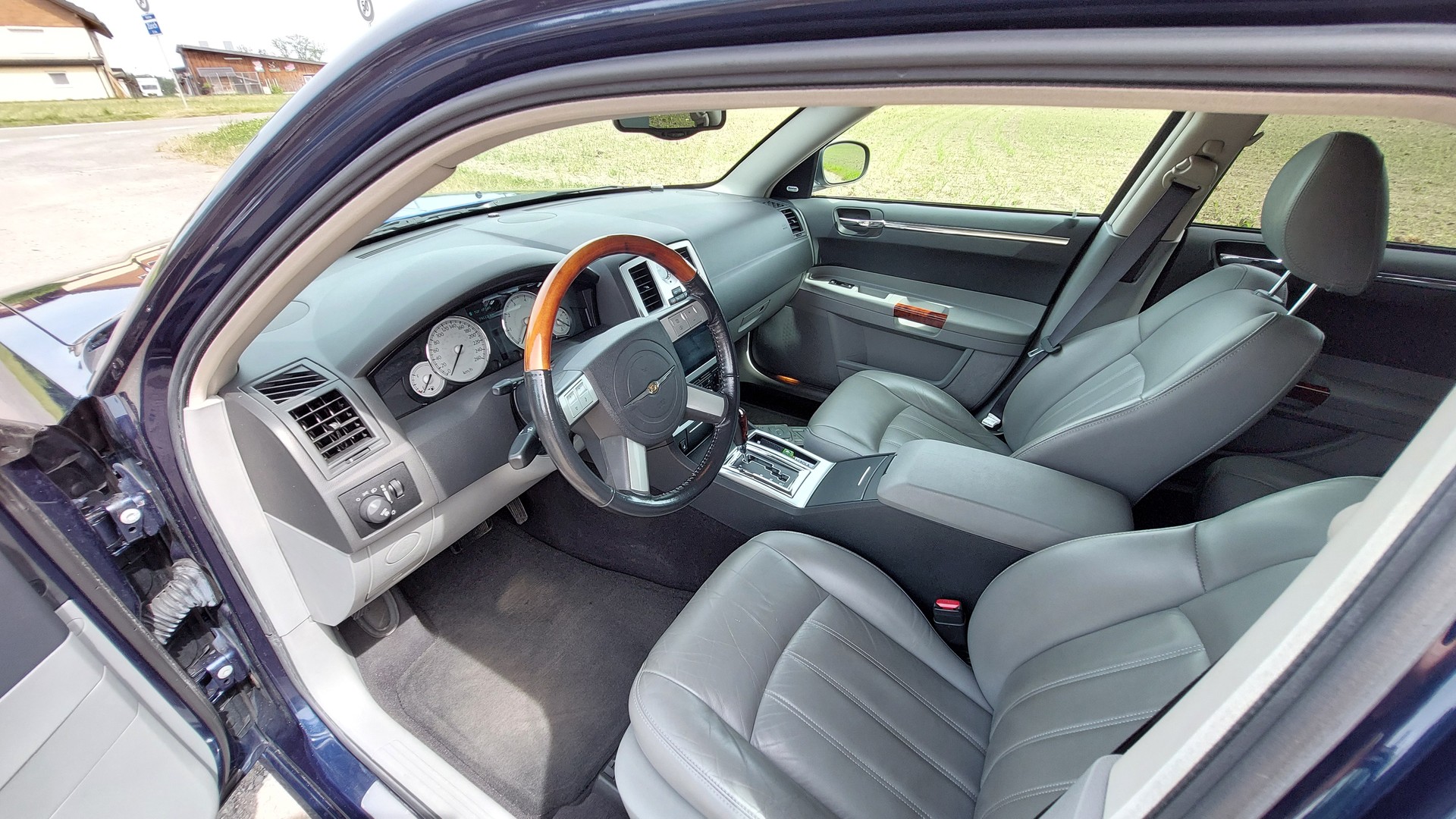 CHRYSLER 5.7 V8 HEMI-image-4