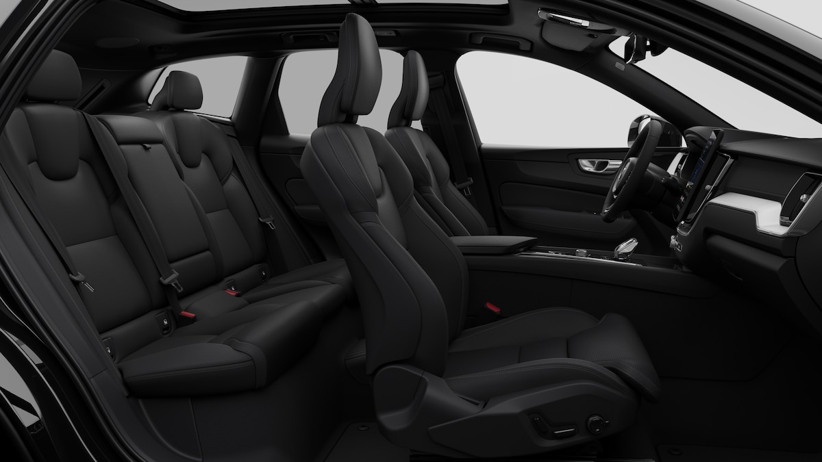VOLVO XC60 2.0 T6 TE Black Edition eAWD-image-13