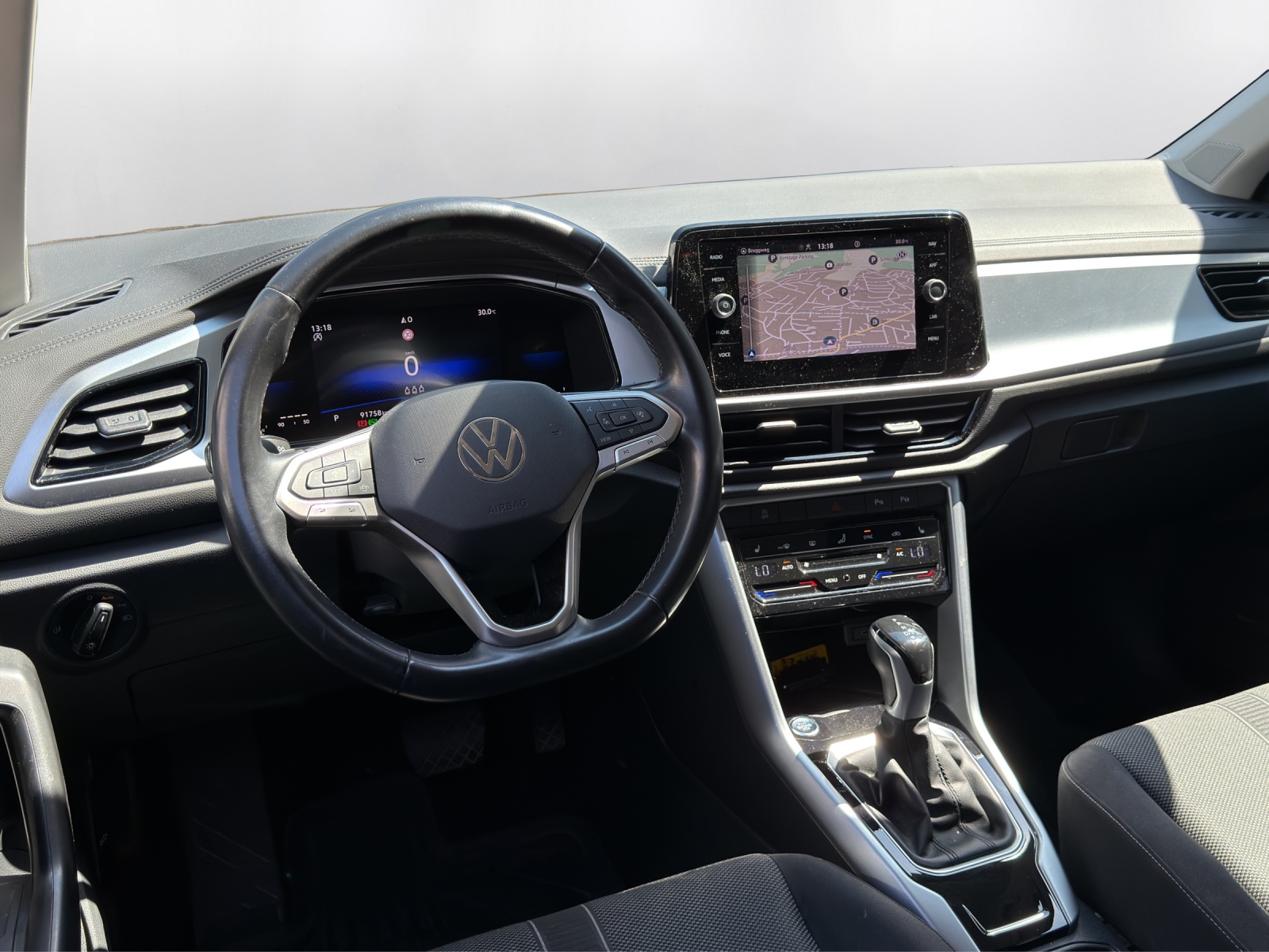 VW T-Roc 1.5 TSI EVO Life DSG-image-6