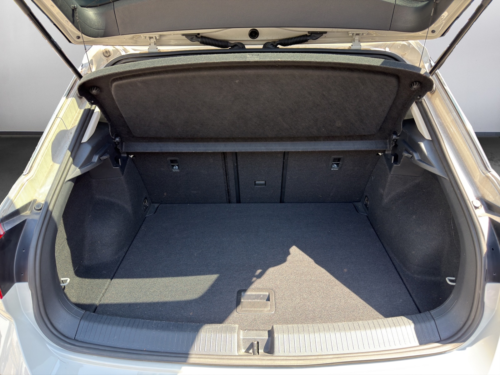 VW T-Roc 1.5 TSI EVO Life DSG-image-11