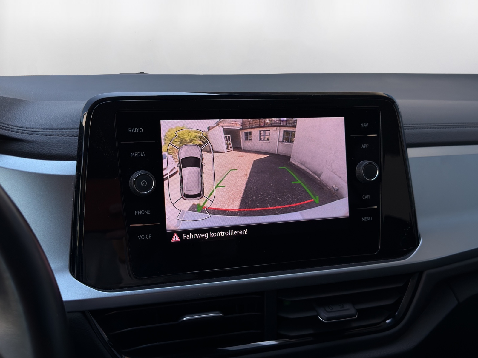 VW T-Roc 1.5 TSI EVO Life DSG-image-13