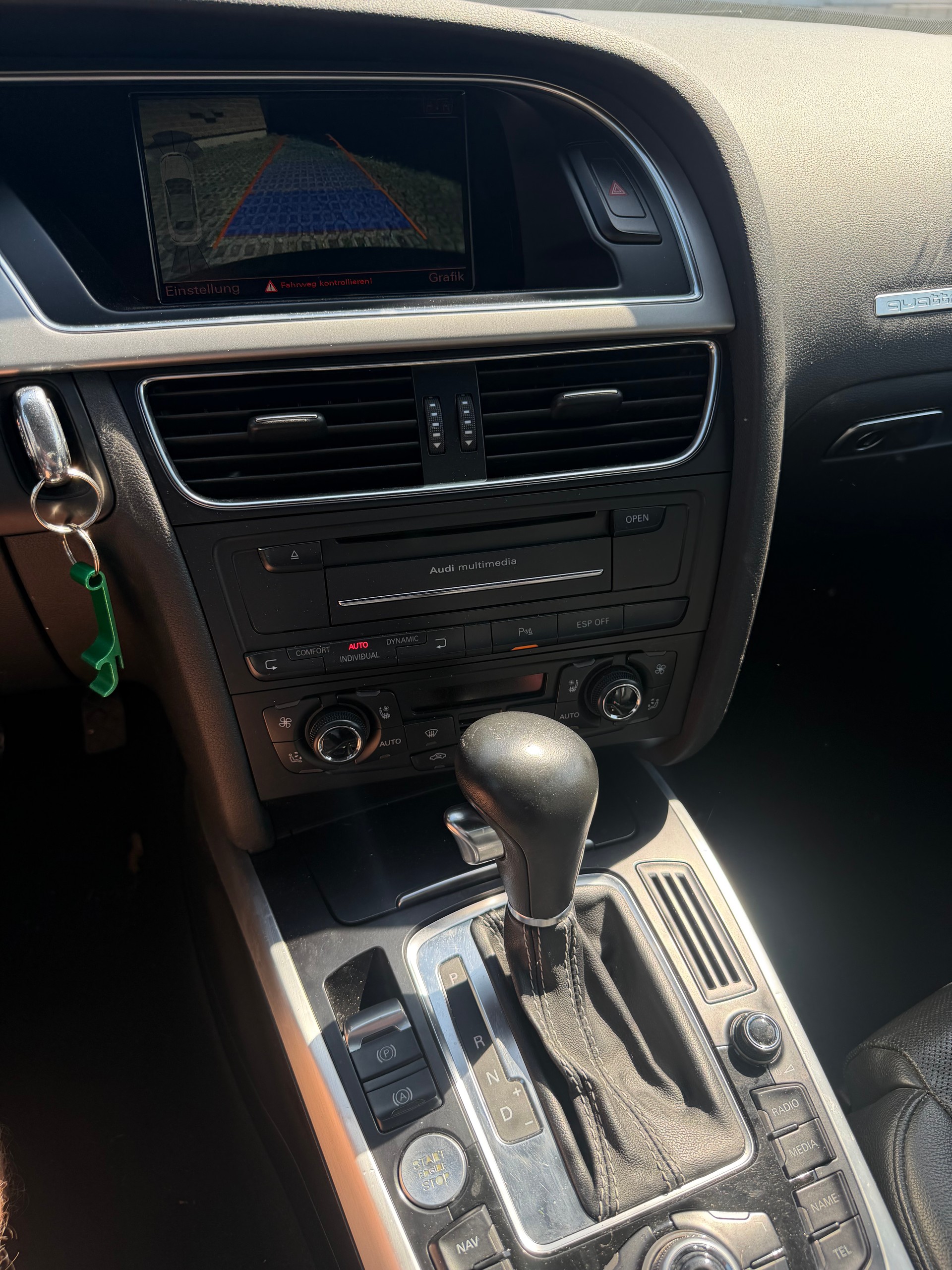 AUDI 3.0 V6 TFSI quattro S-Tronic-image-5