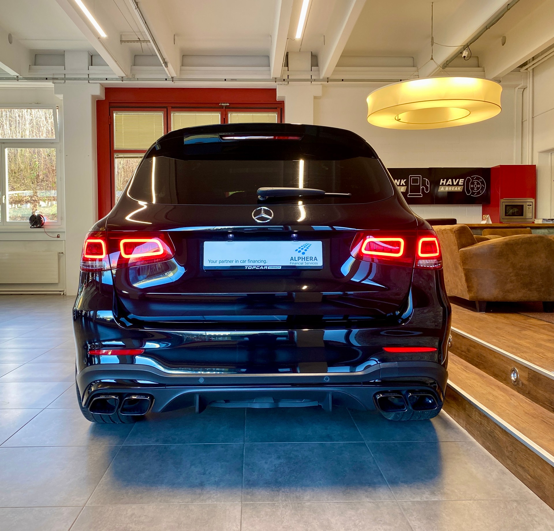 MERCEDES-BENZ GLC 63 S AMG 4Matic 9G-Tronic-image-5