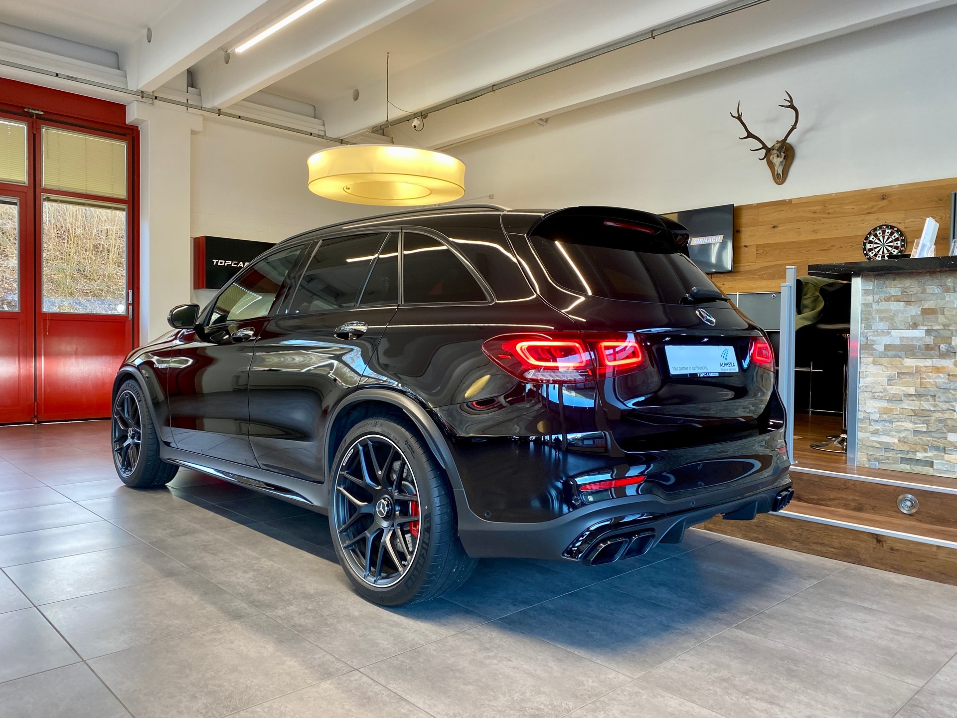 MERCEDES-BENZ GLC 63 S AMG 4Matic 9G-Tronic-showroom-element-3