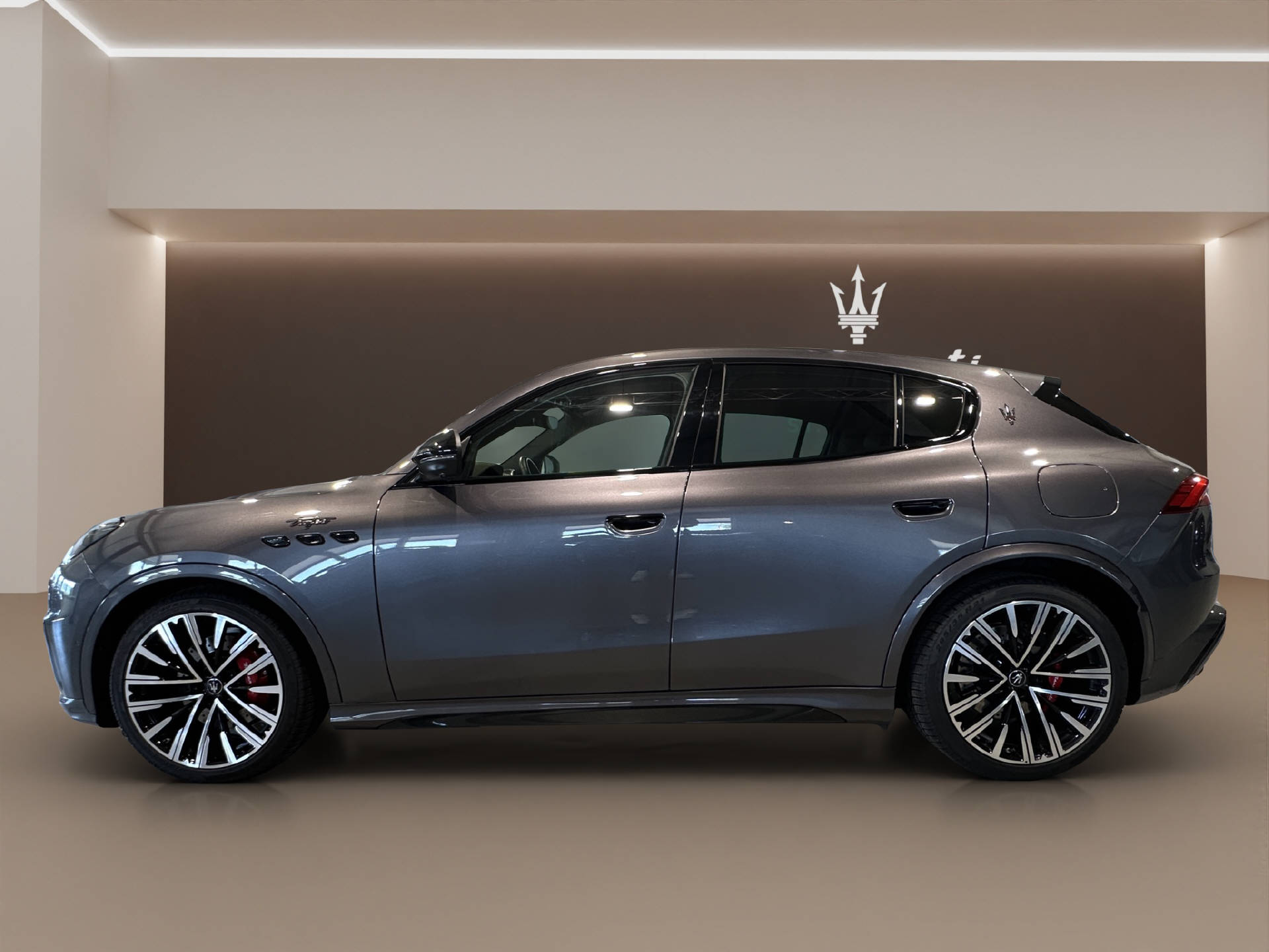 MASERATI Grecale 3.0 V6 Trofeo-image-7