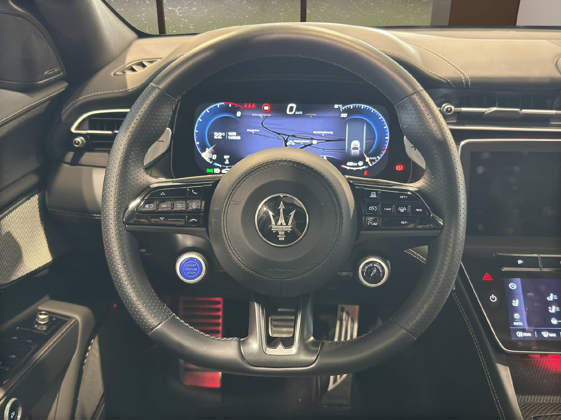 MASERATI Grecale 3.0 V6 Trofeo-image-9