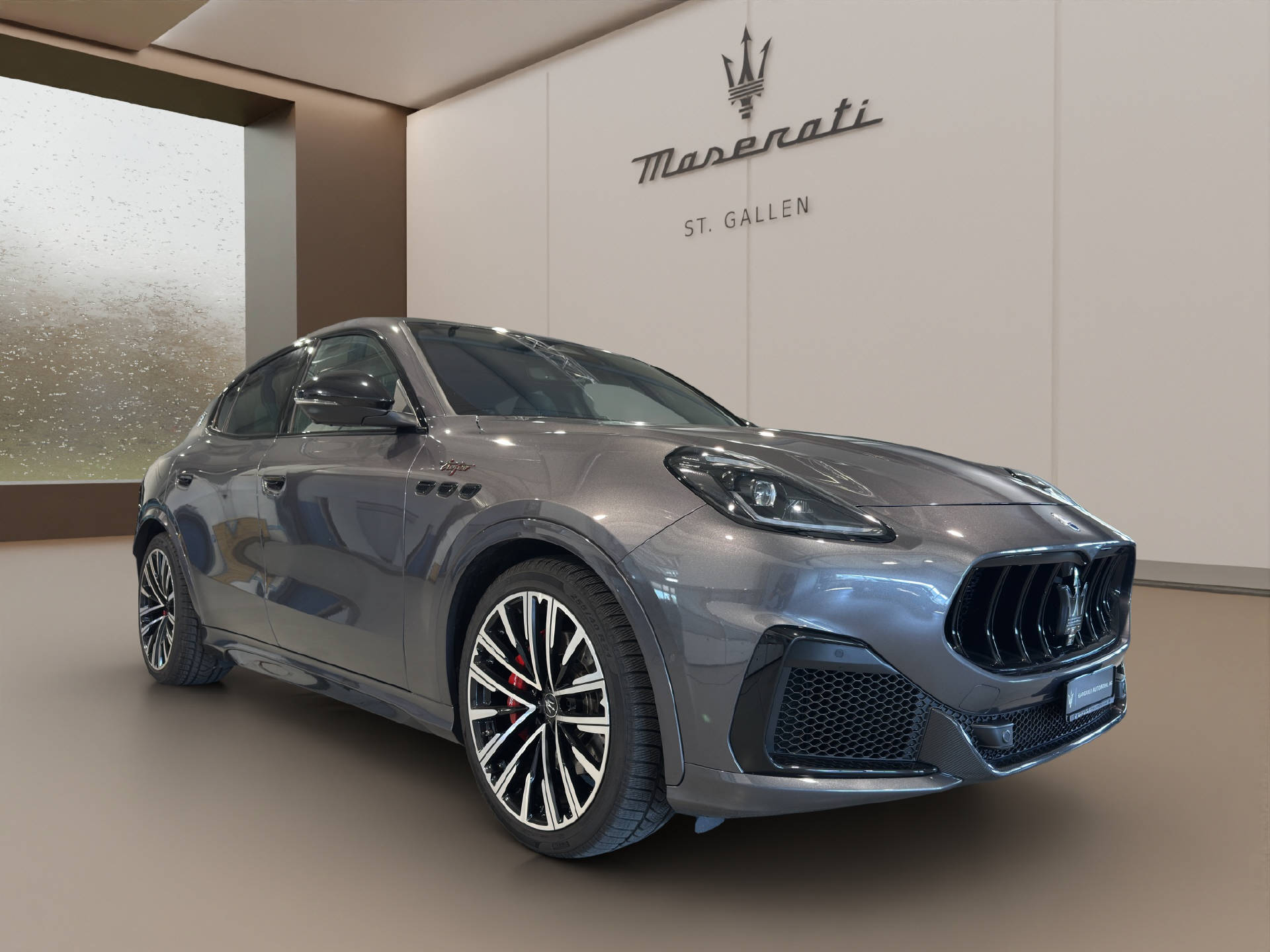 MASERATI Grecale 3.0 V6 Trofeo-showroom-element-2