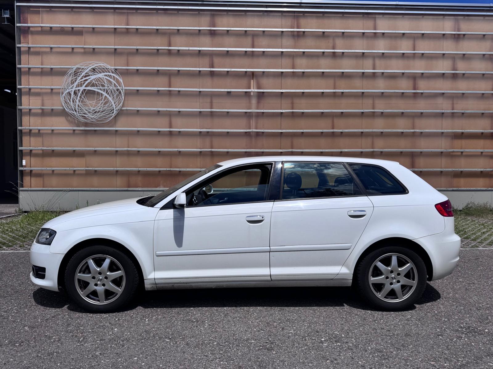 AUDI A3 Sportback 1.8 TFSI Ambiente S-tronic
