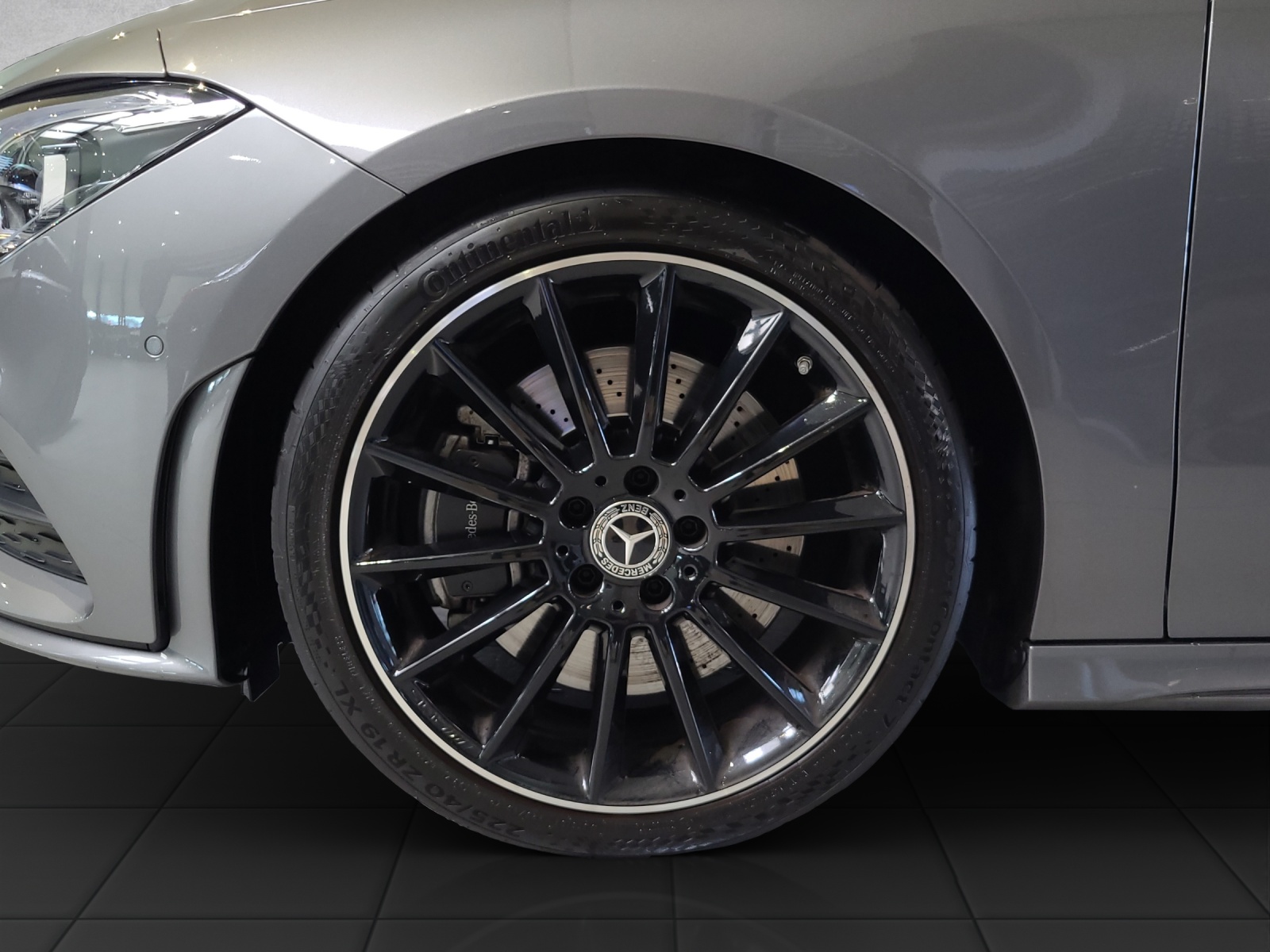 MERCEDES-BENZ CLA Shooting Brake 250 4Matic 7G-DCT AMG Line-image-9