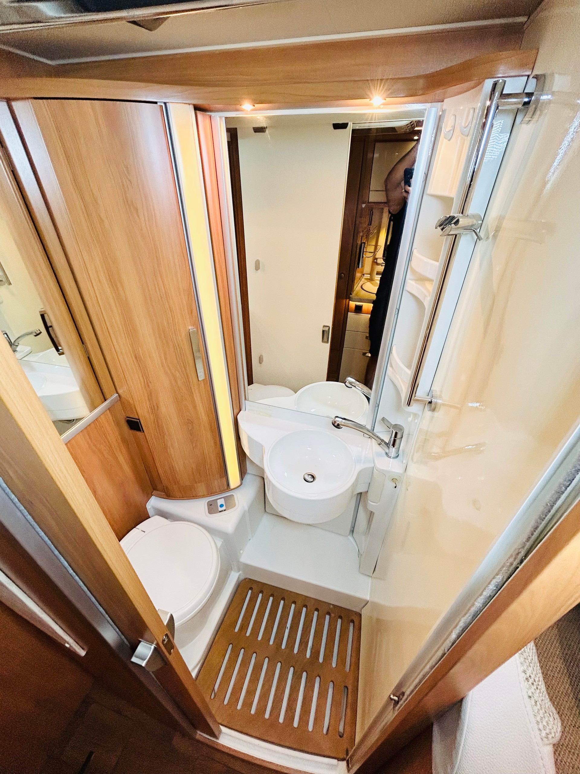 HYMER B 504-image-12