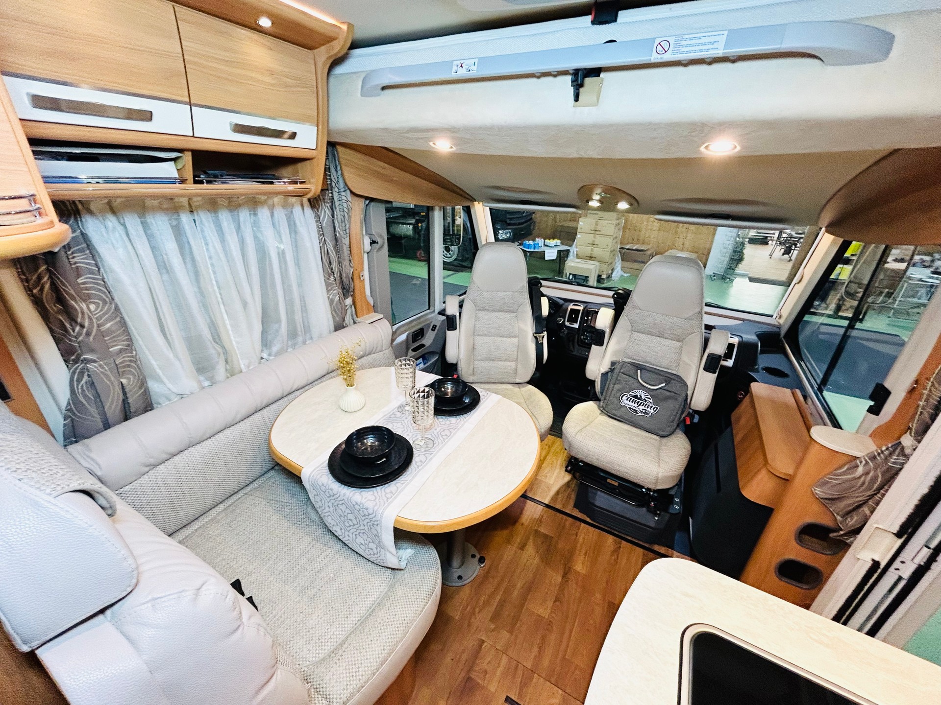HYMER B 504-image-5