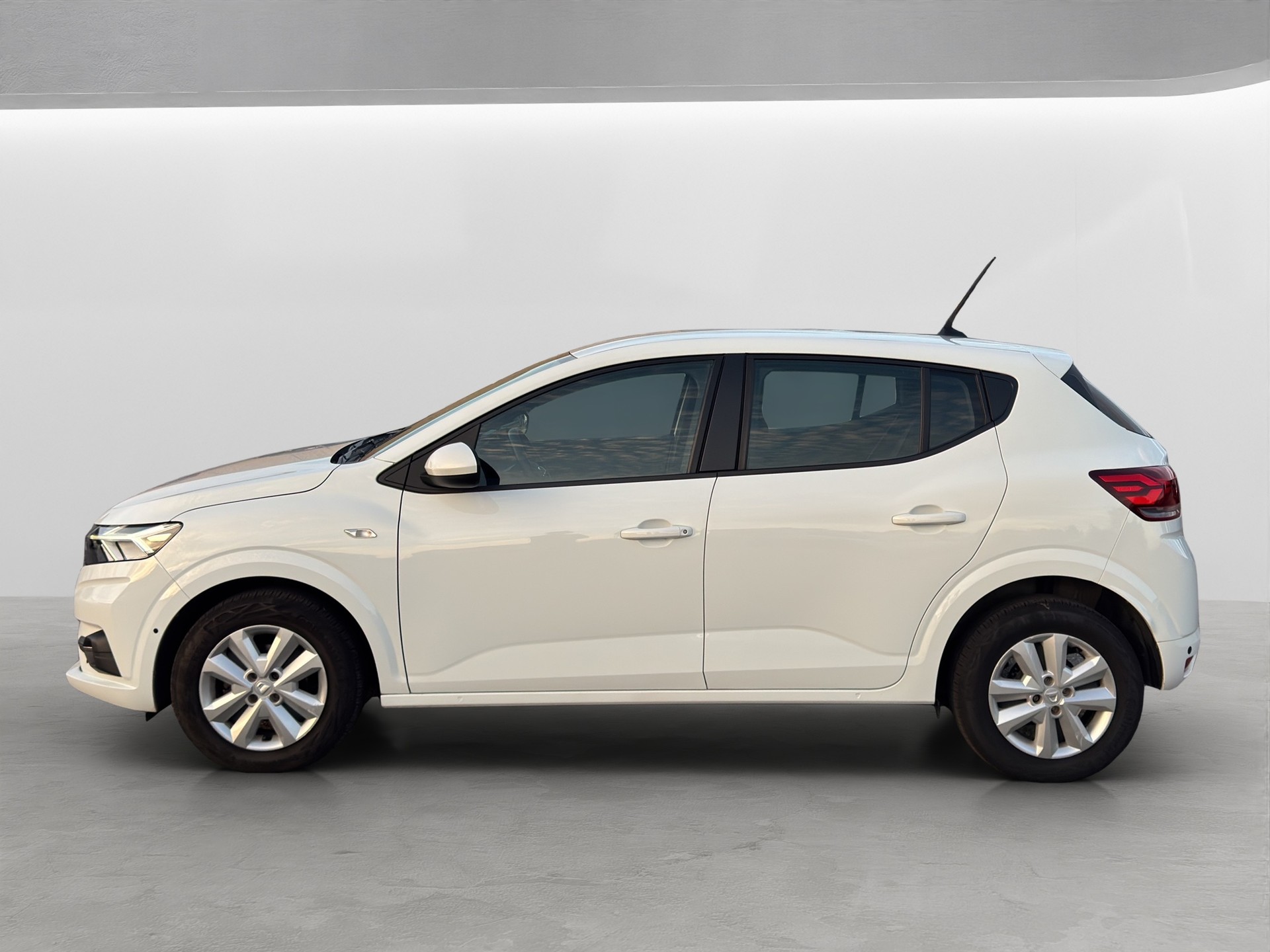 DACIA Sandero TCe 90 Comfort CVT-image-7