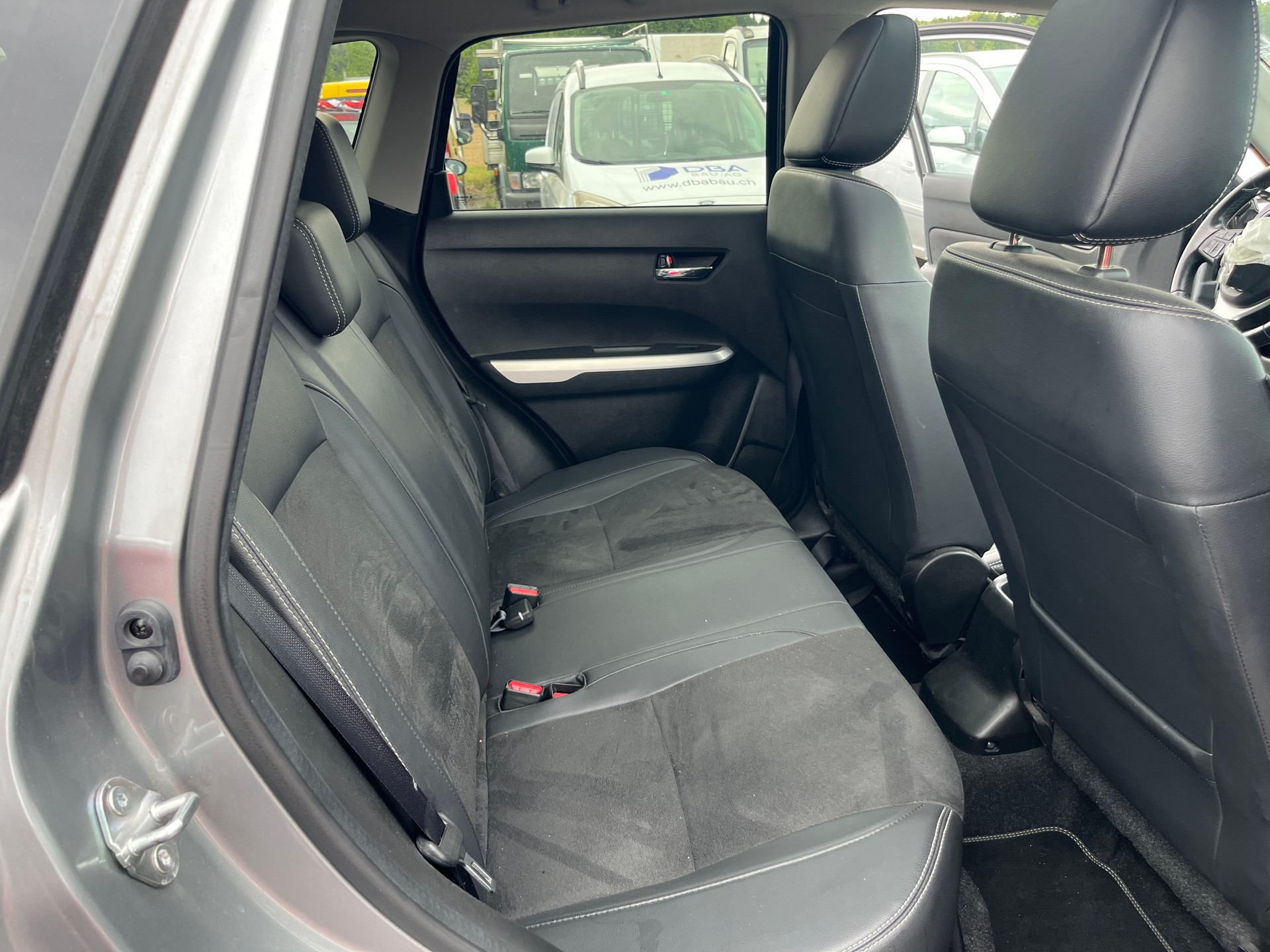 SUZUKI Vitara 1.6 TD Tradizio Top TCSS-image-11