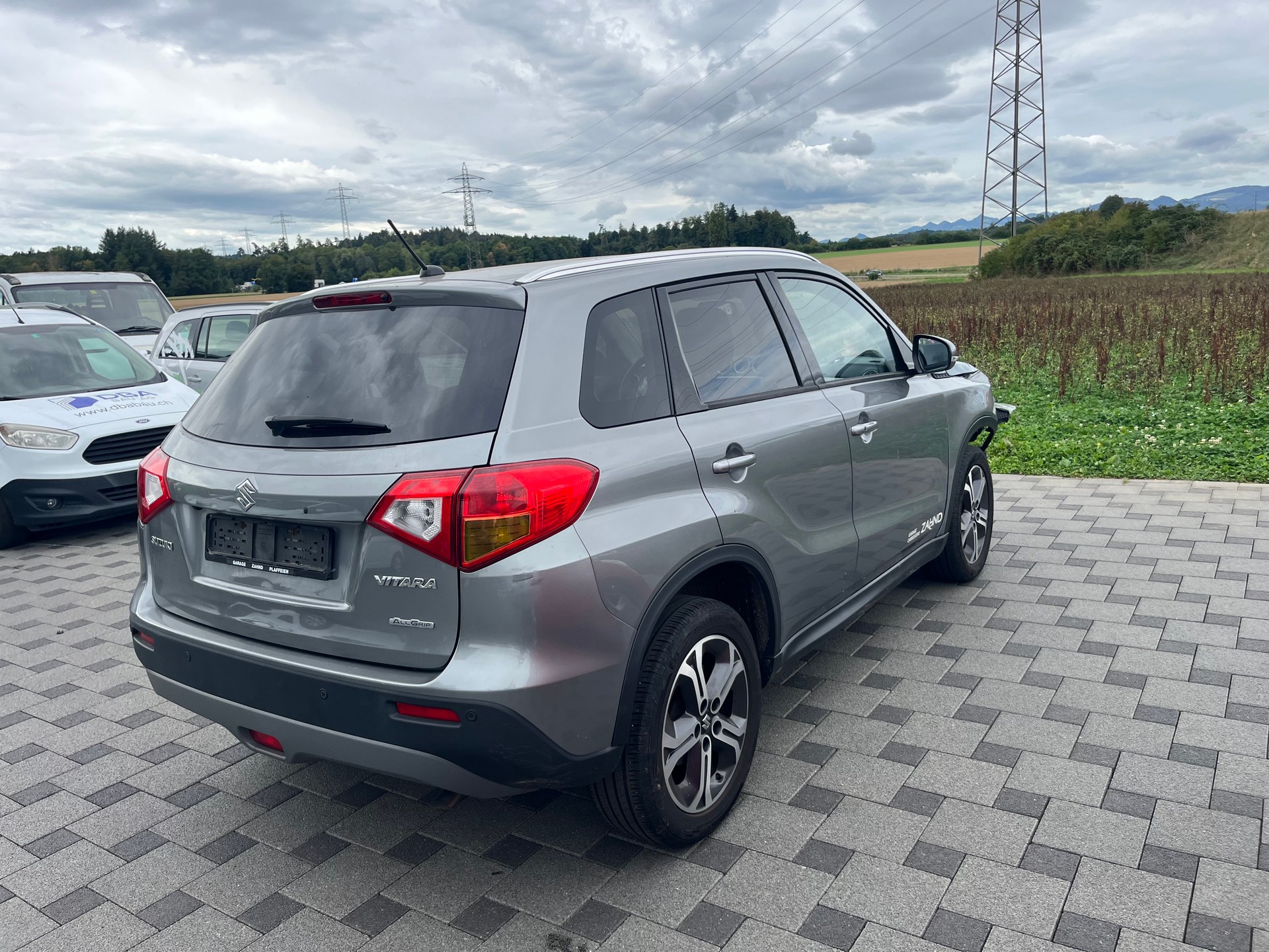 SUZUKI Vitara 1.6 TD Tradizio Top TCSS-image-8