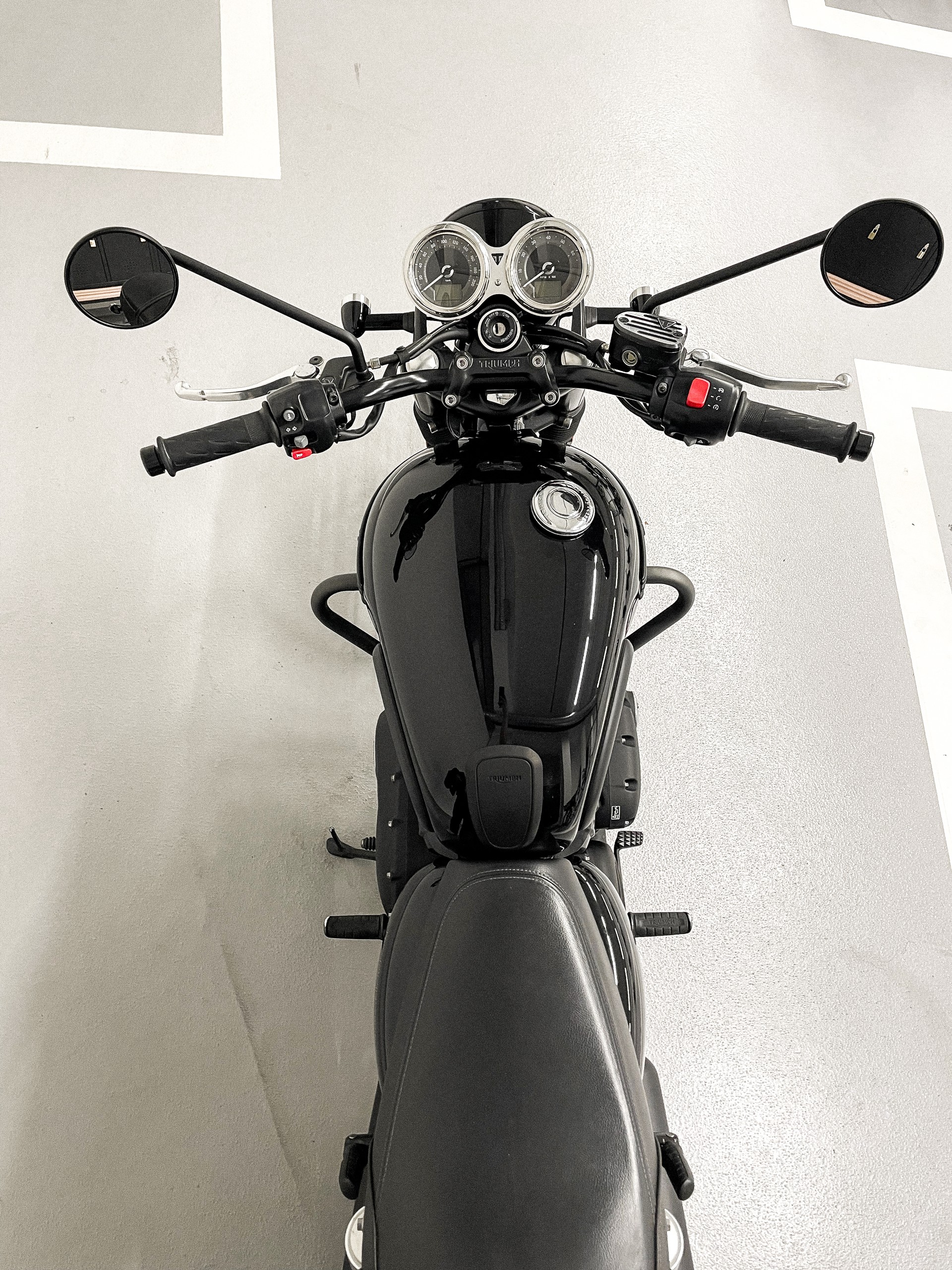 TRIUMPH Bonneville 900 T 100 ABS (35kW)-image-5